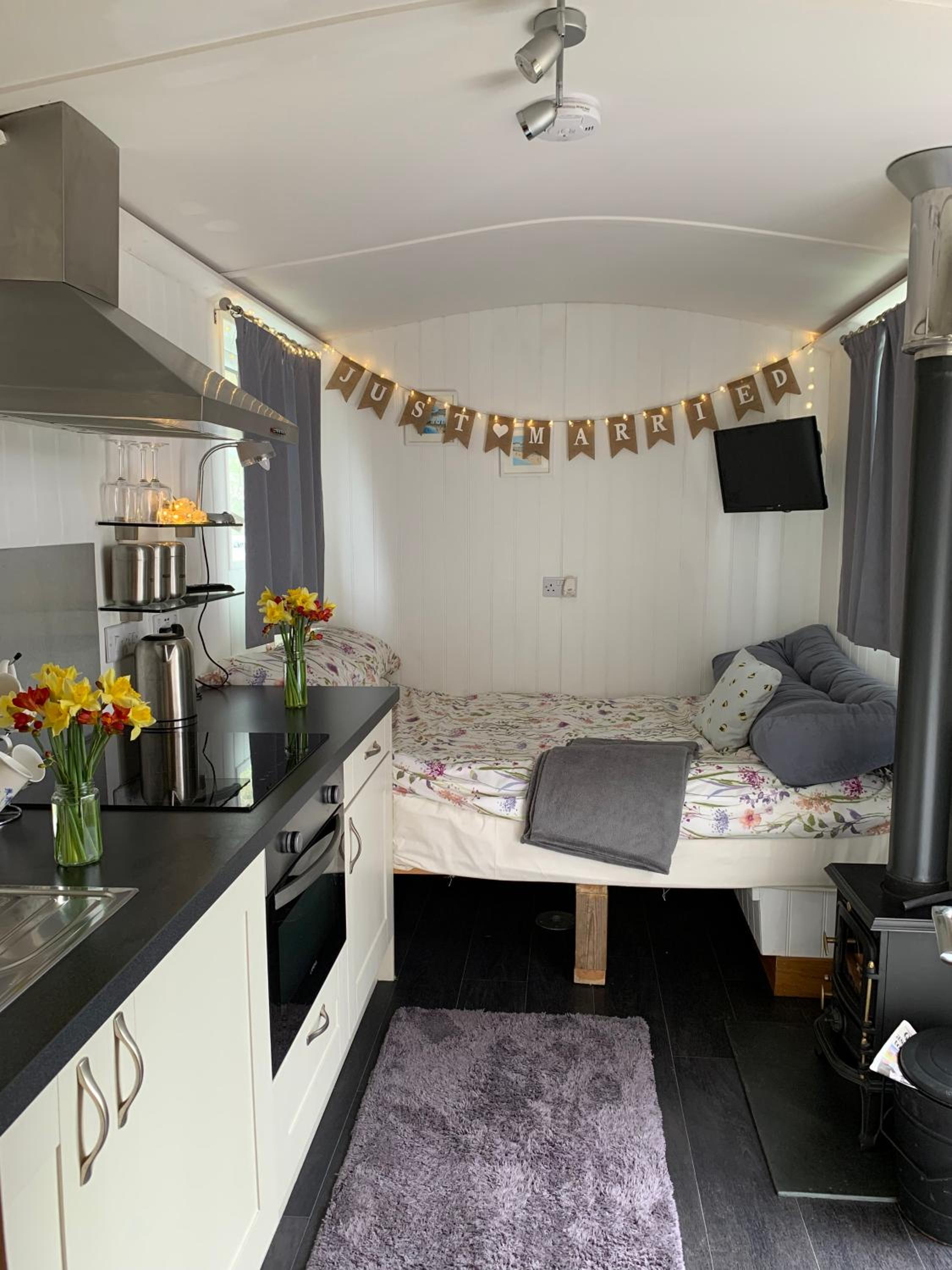 Mobile Home photo 1