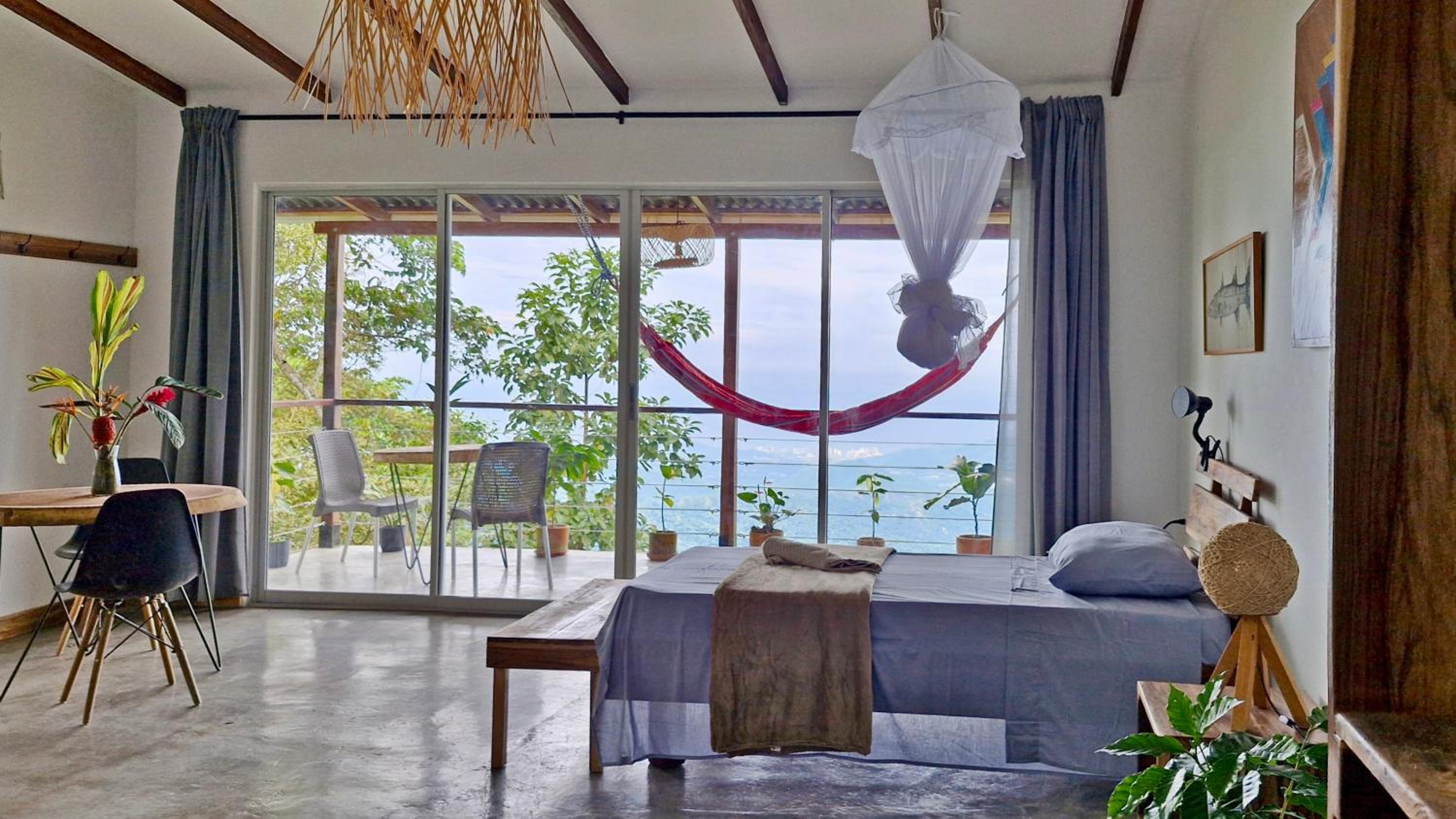 Family Room with Sea View