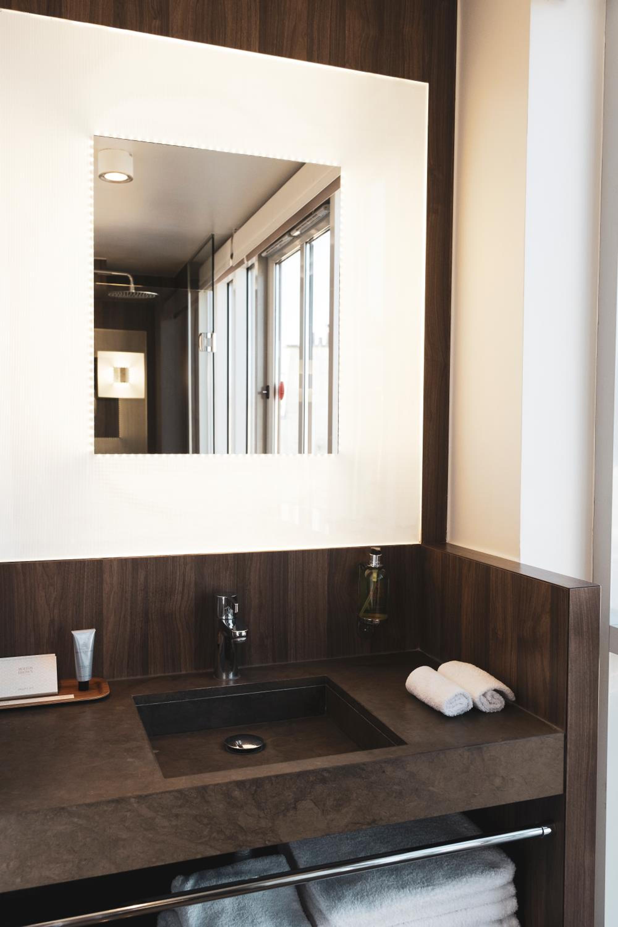 Design Double Room photo 3