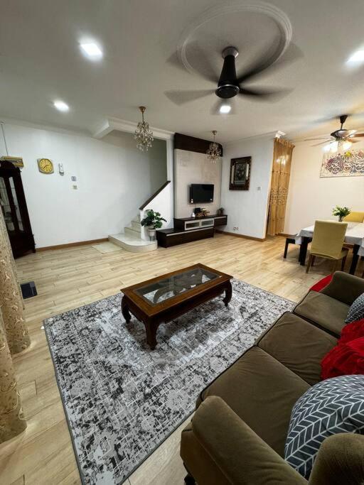 Four-Bedroom House photo 1