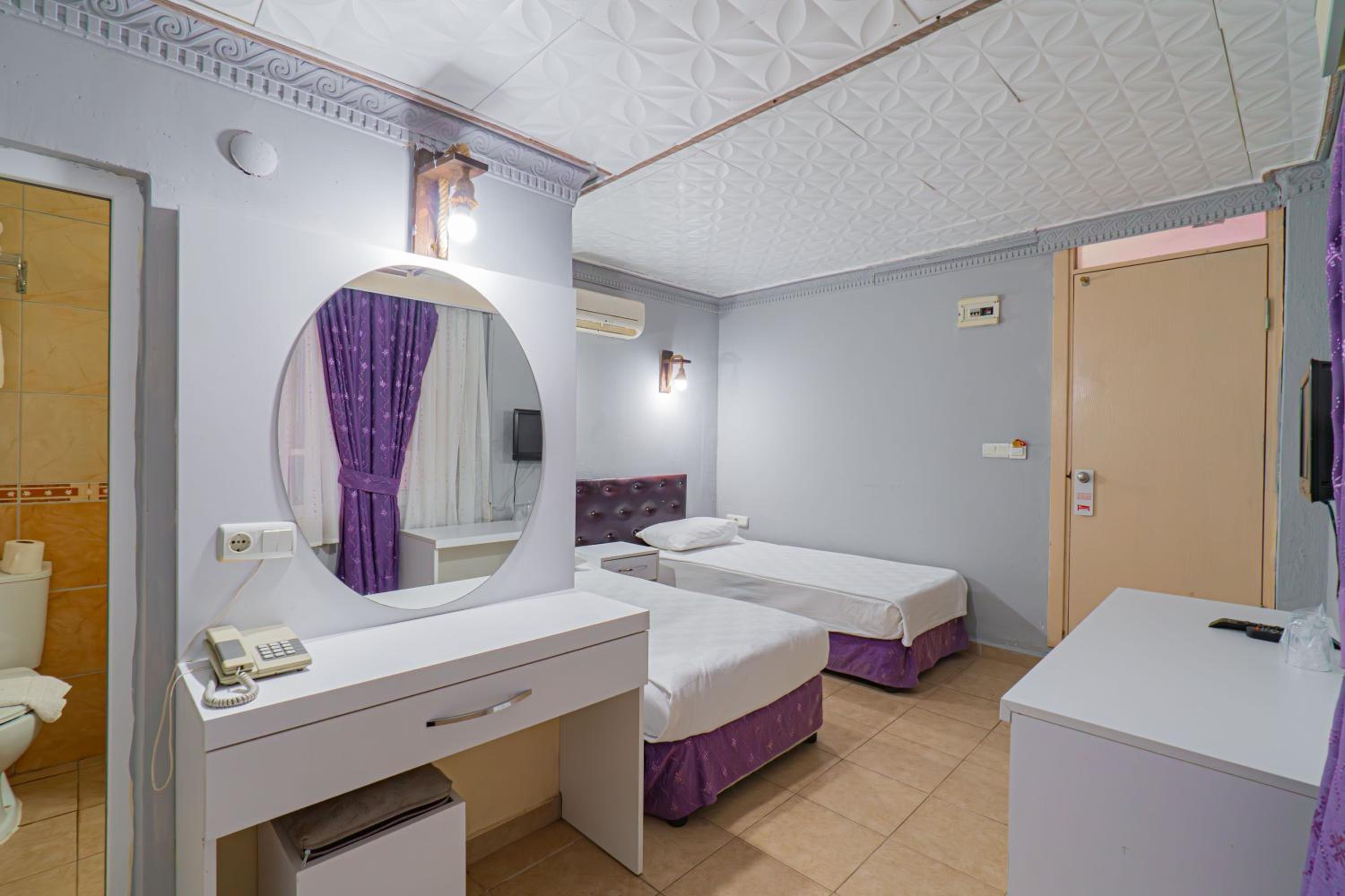 Double Room with Balcony photo 2