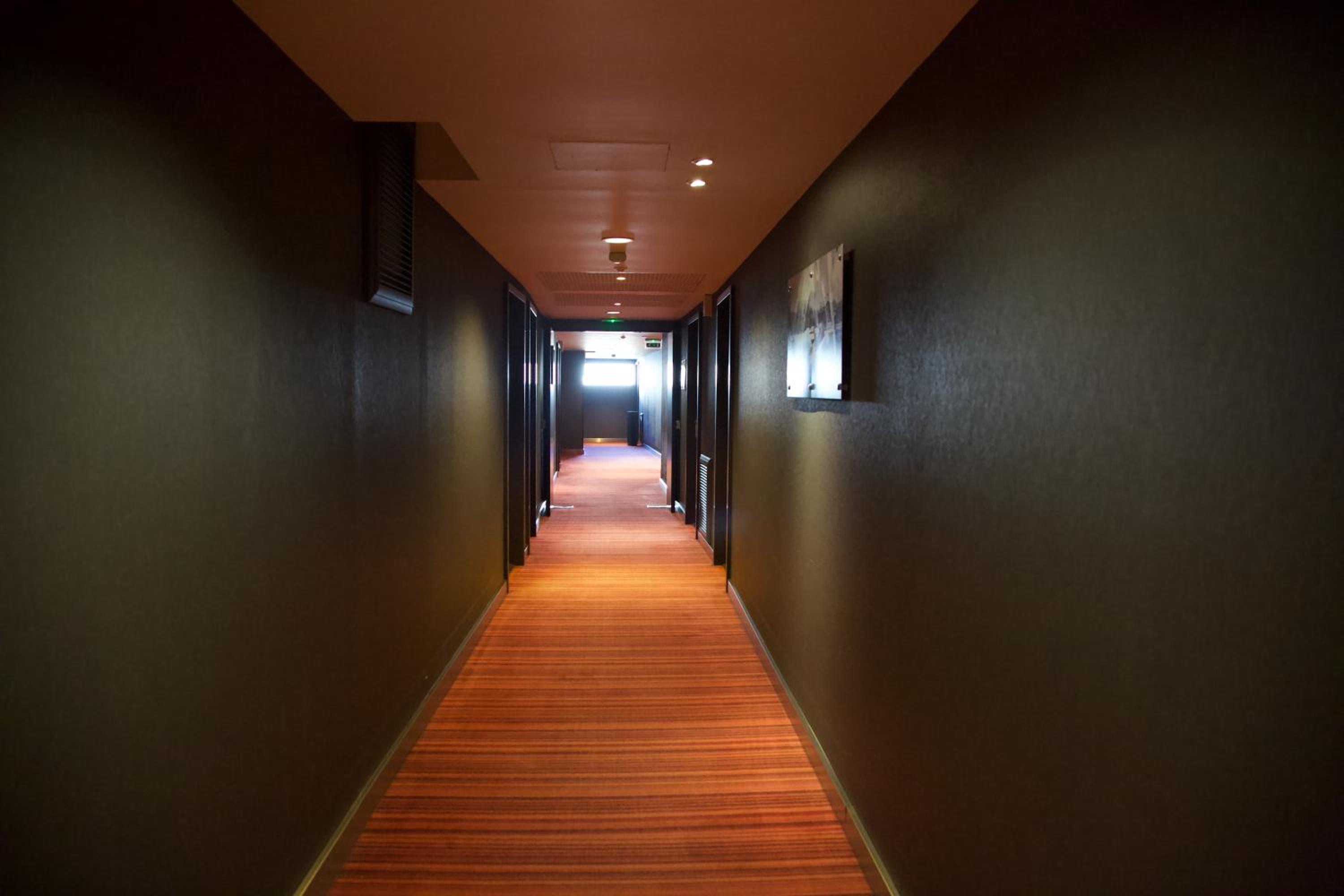 Executive Room with Spa Access - Photo 1