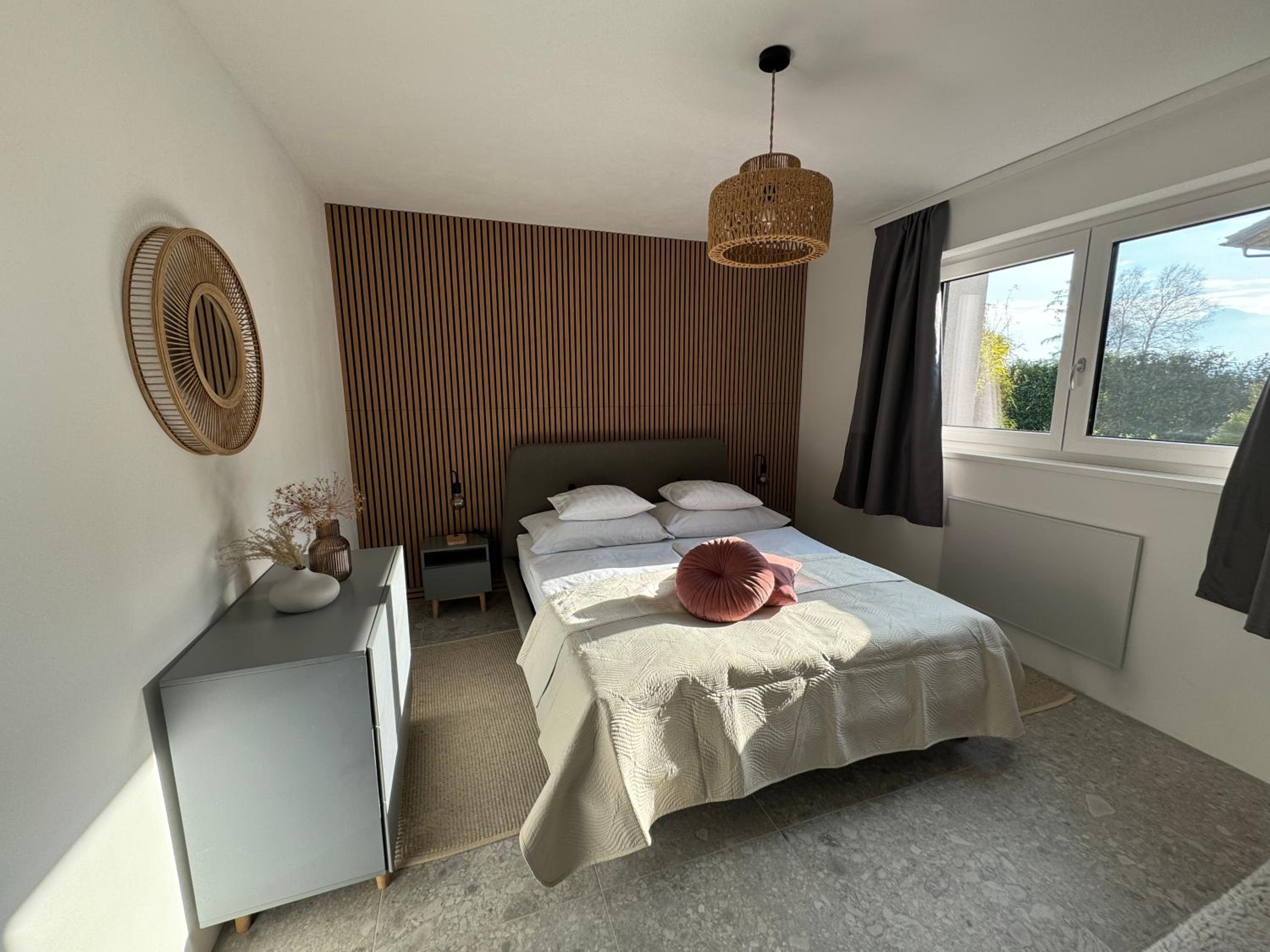 One-Bedroom Apartment with Garden