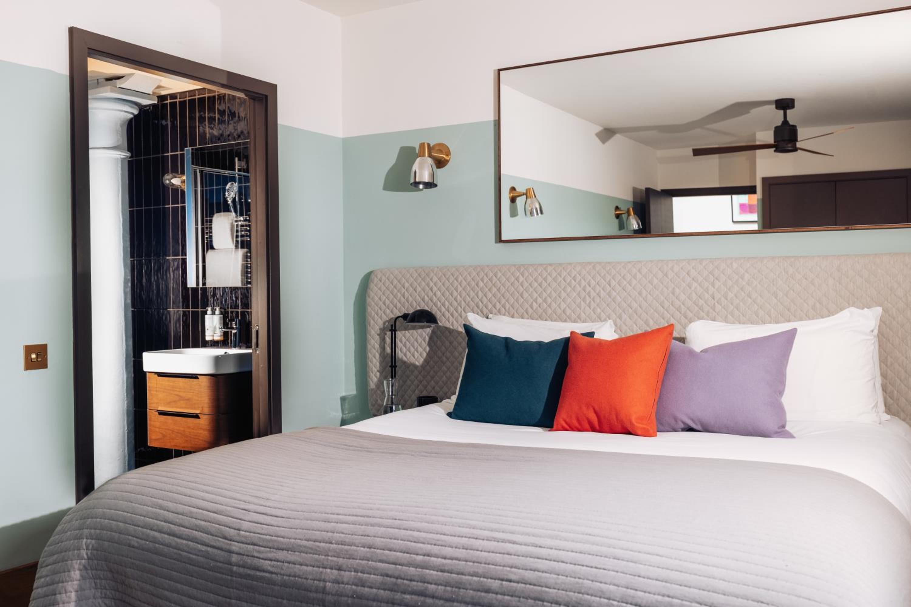 Double Room - Photo 3