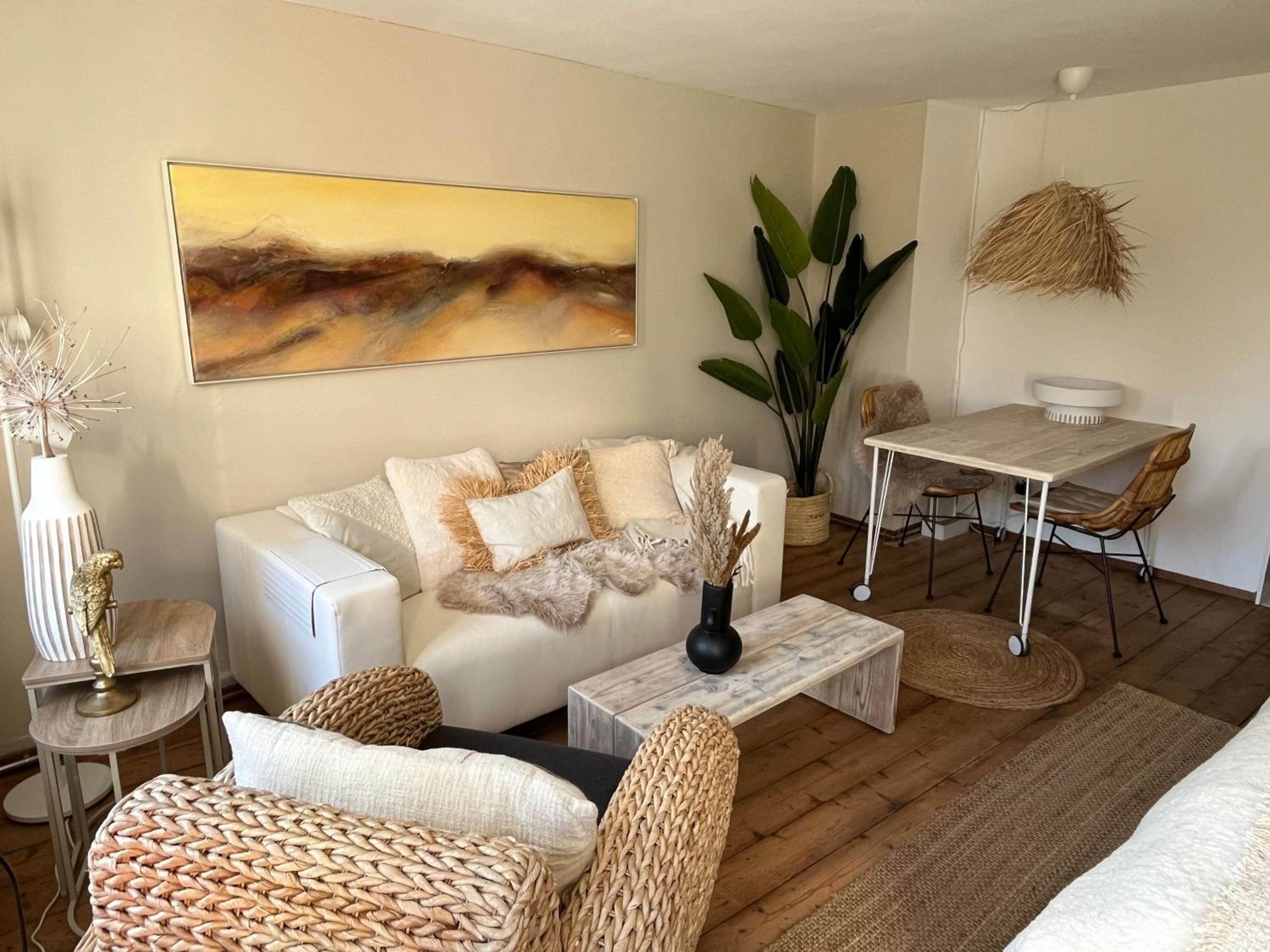 One-Bedroom Apartment with Garden photo 1