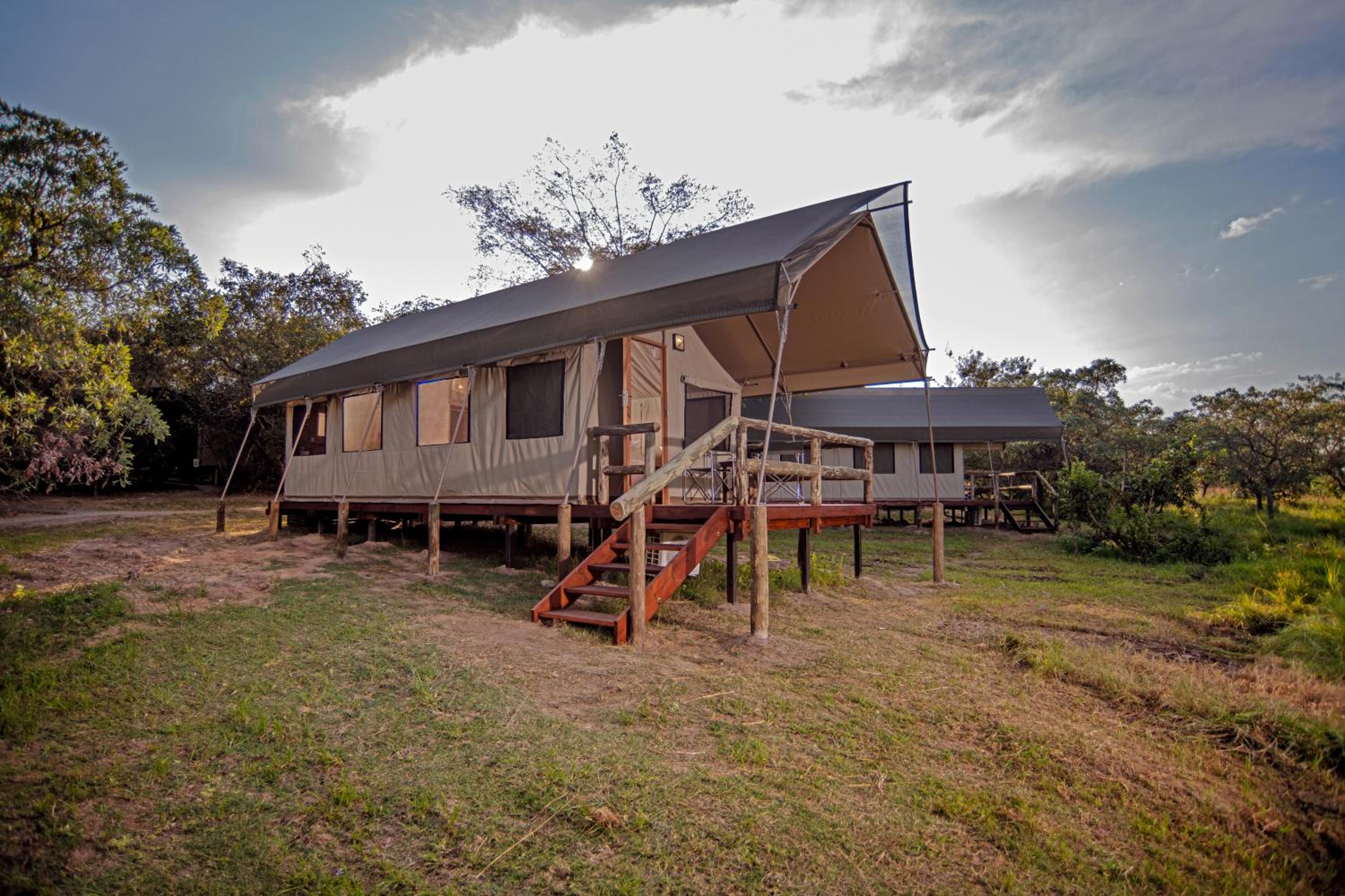 Luxury Family Tent - Photo 2