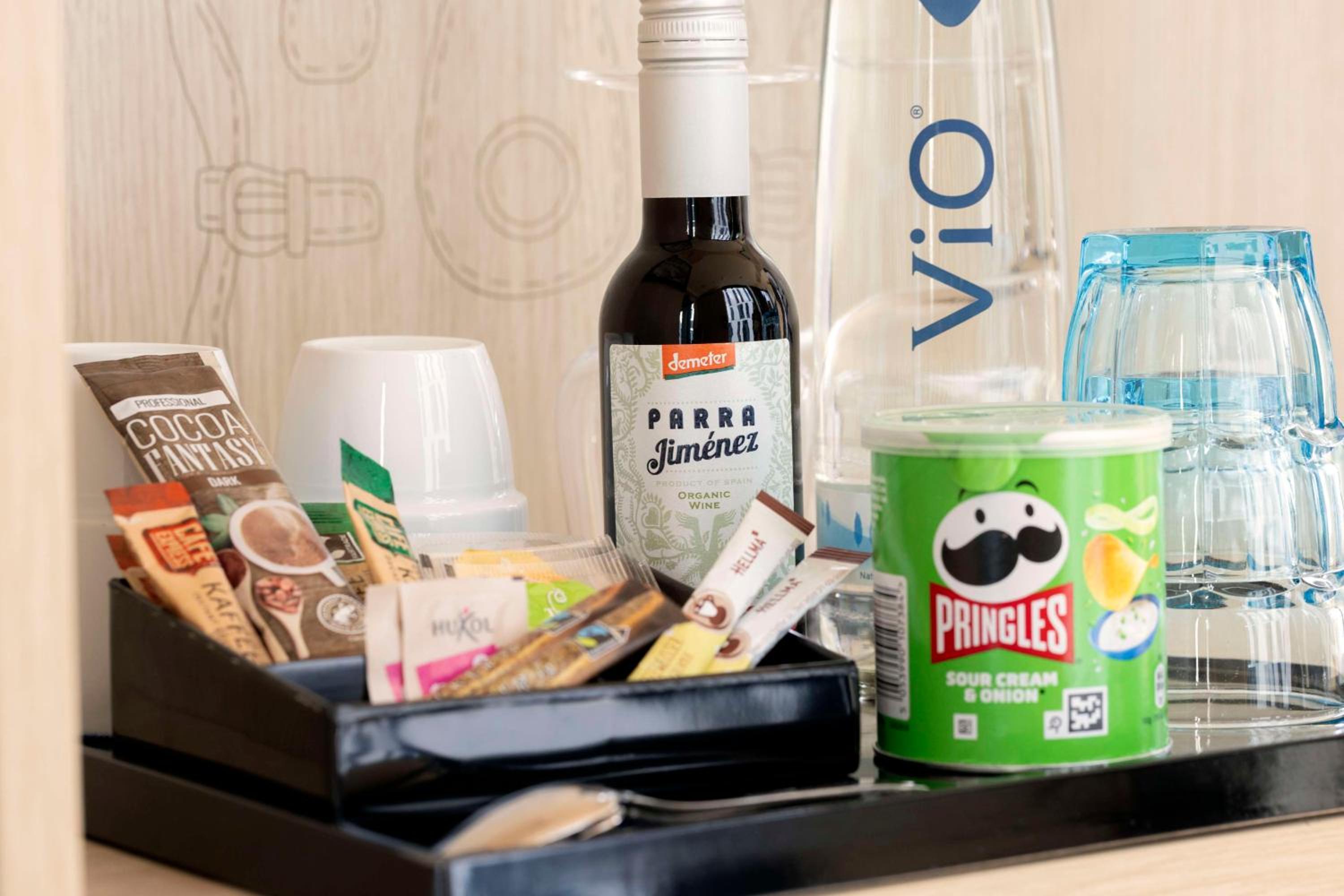 Junior Suite with access to the lounge "Living Room"