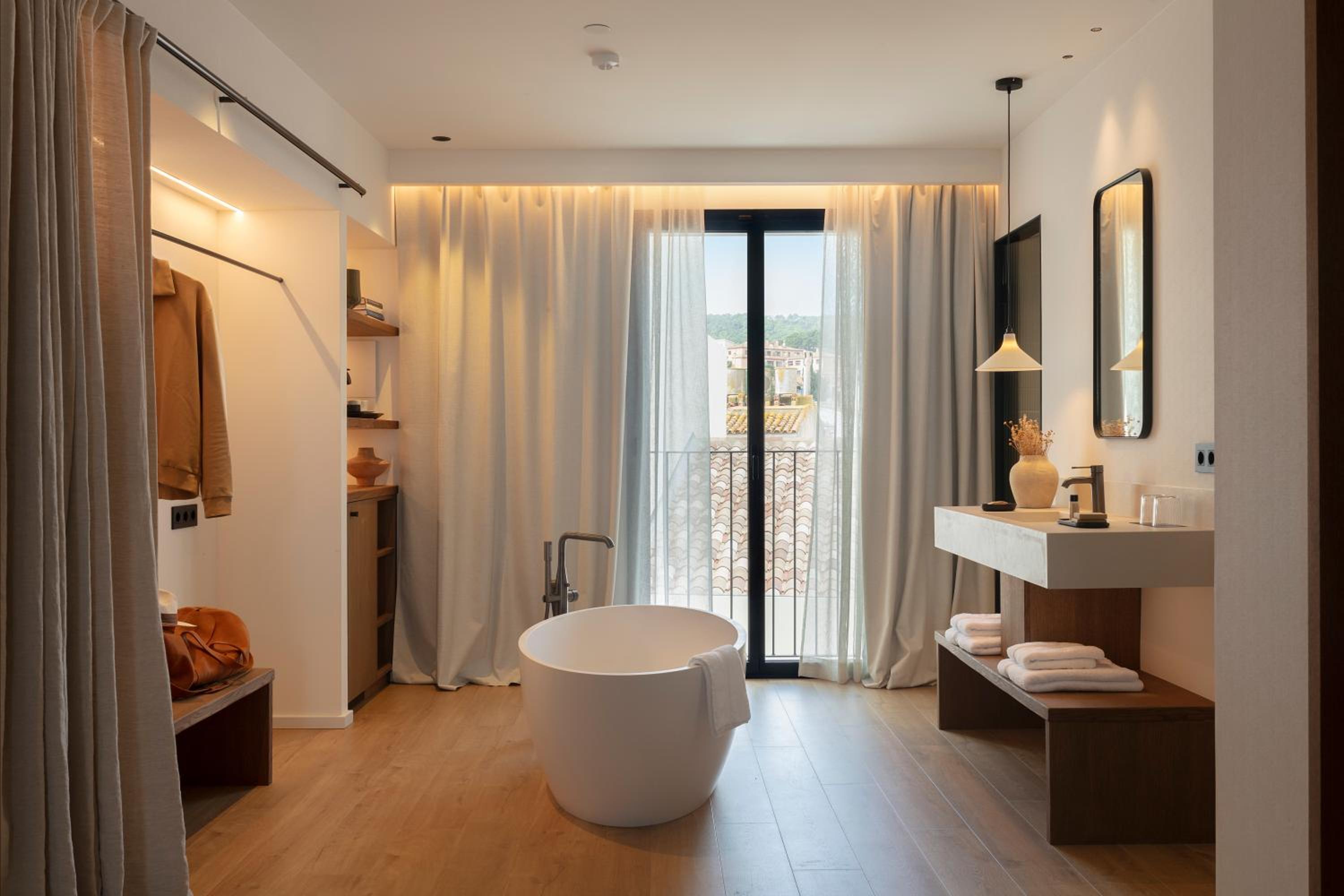 Suite with Sea View (2 Adultos + 1 Child) Suite with Sea View (2 Adultos + 1 Child)