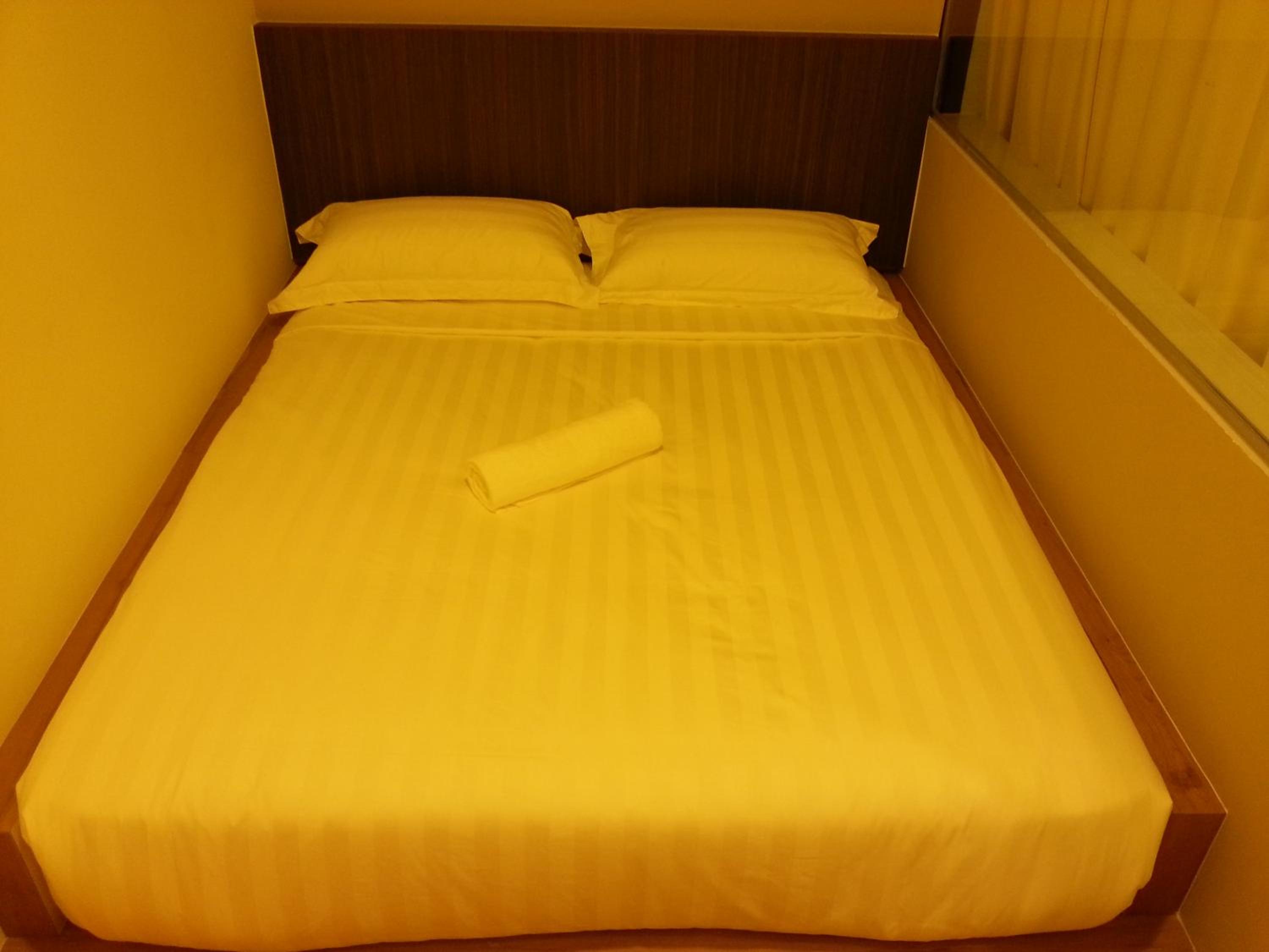 Deluxe Double Room without Window photo 2