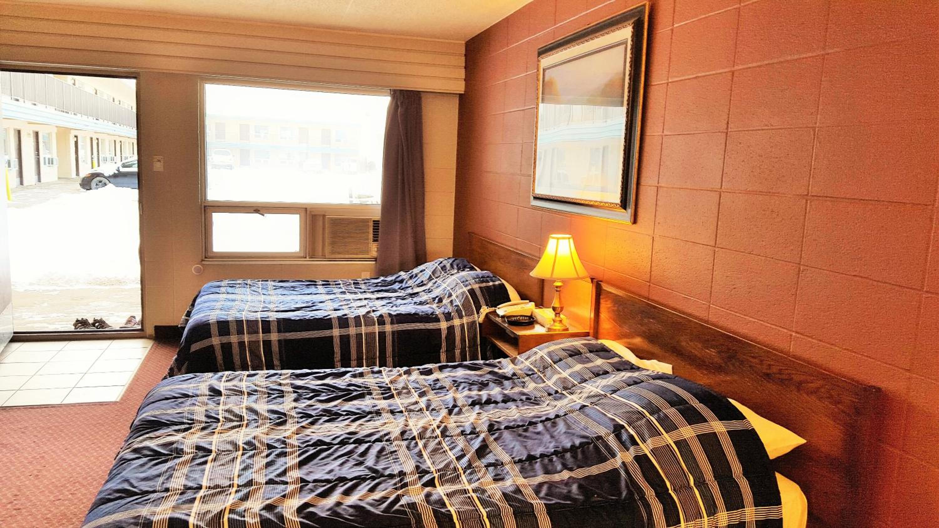 Standard Double Or Twin Room photo 3