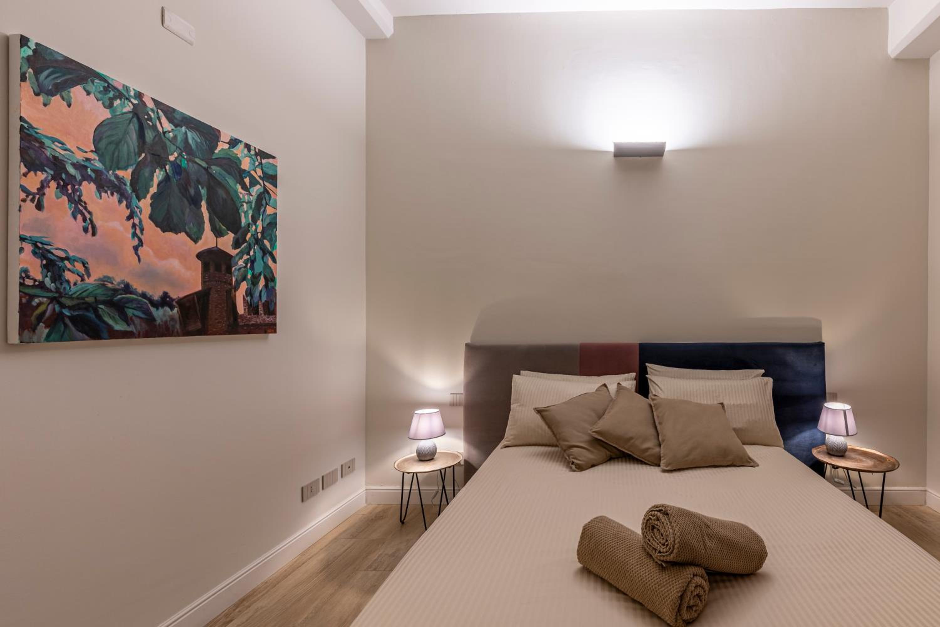 One-Bedroom Deluxe Apartment