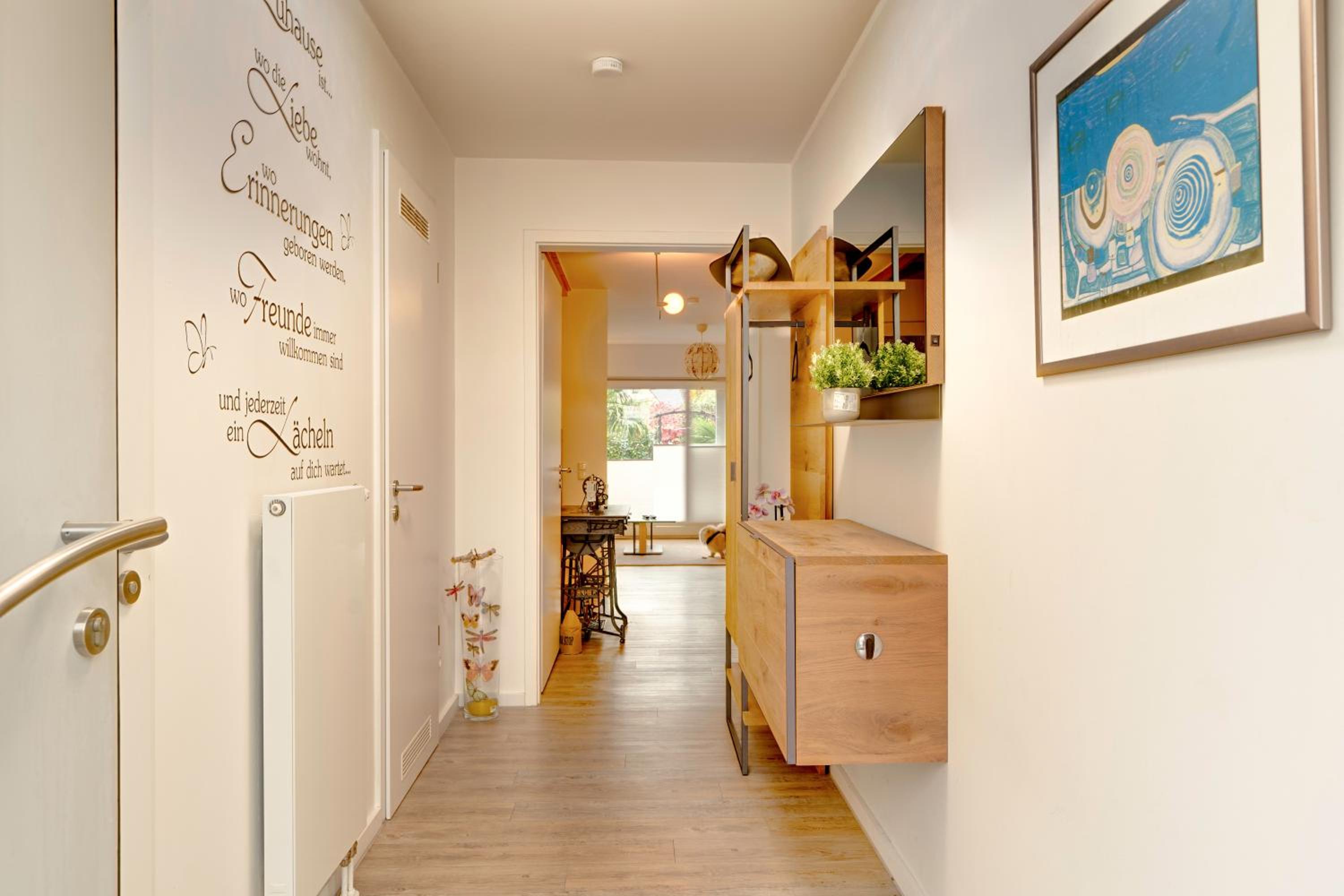 Four-Bedroom House photo 2