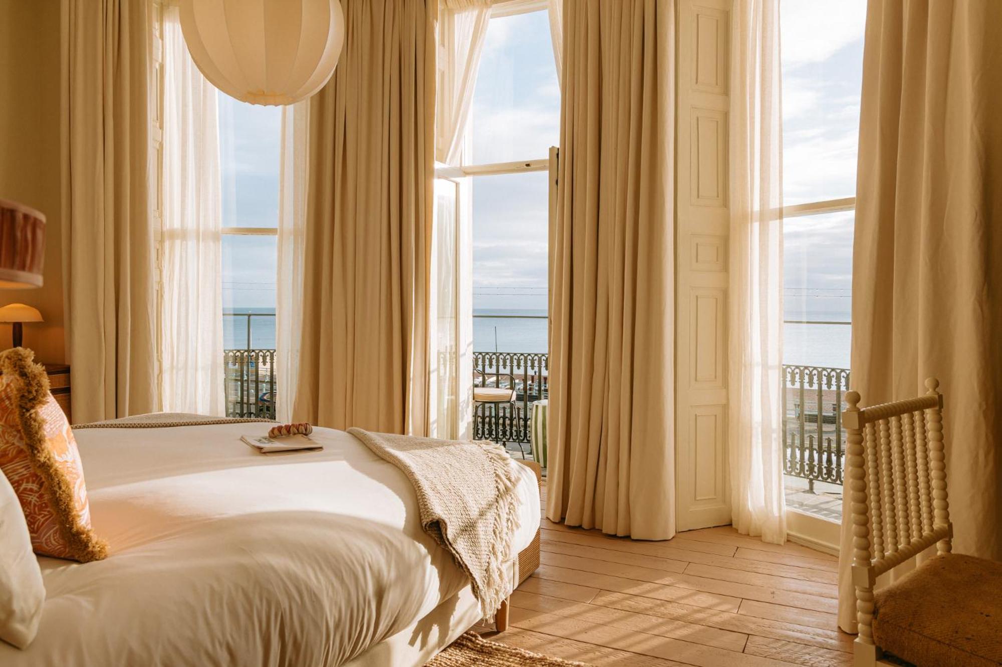 Deluxe Double Room with Balcony and Sea View