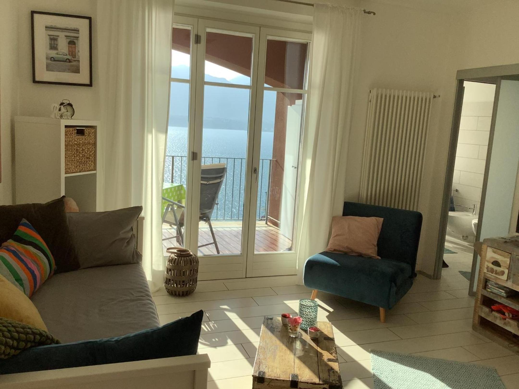 Studio With Sofa Bed