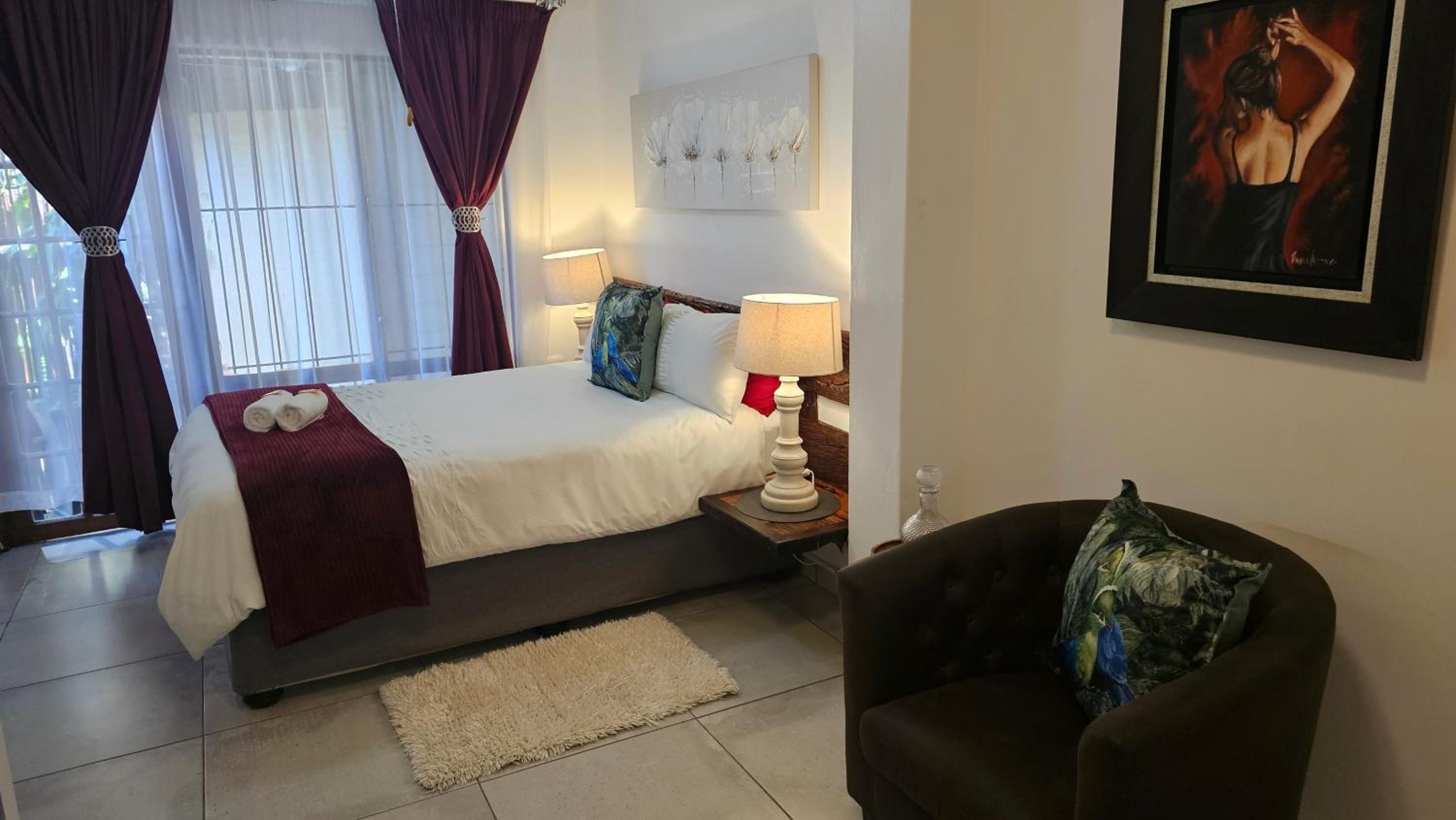 Standard Double Room - Photo 26