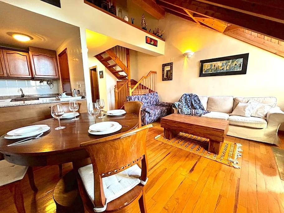 Apartamento de Dos Habitaciones con Vista