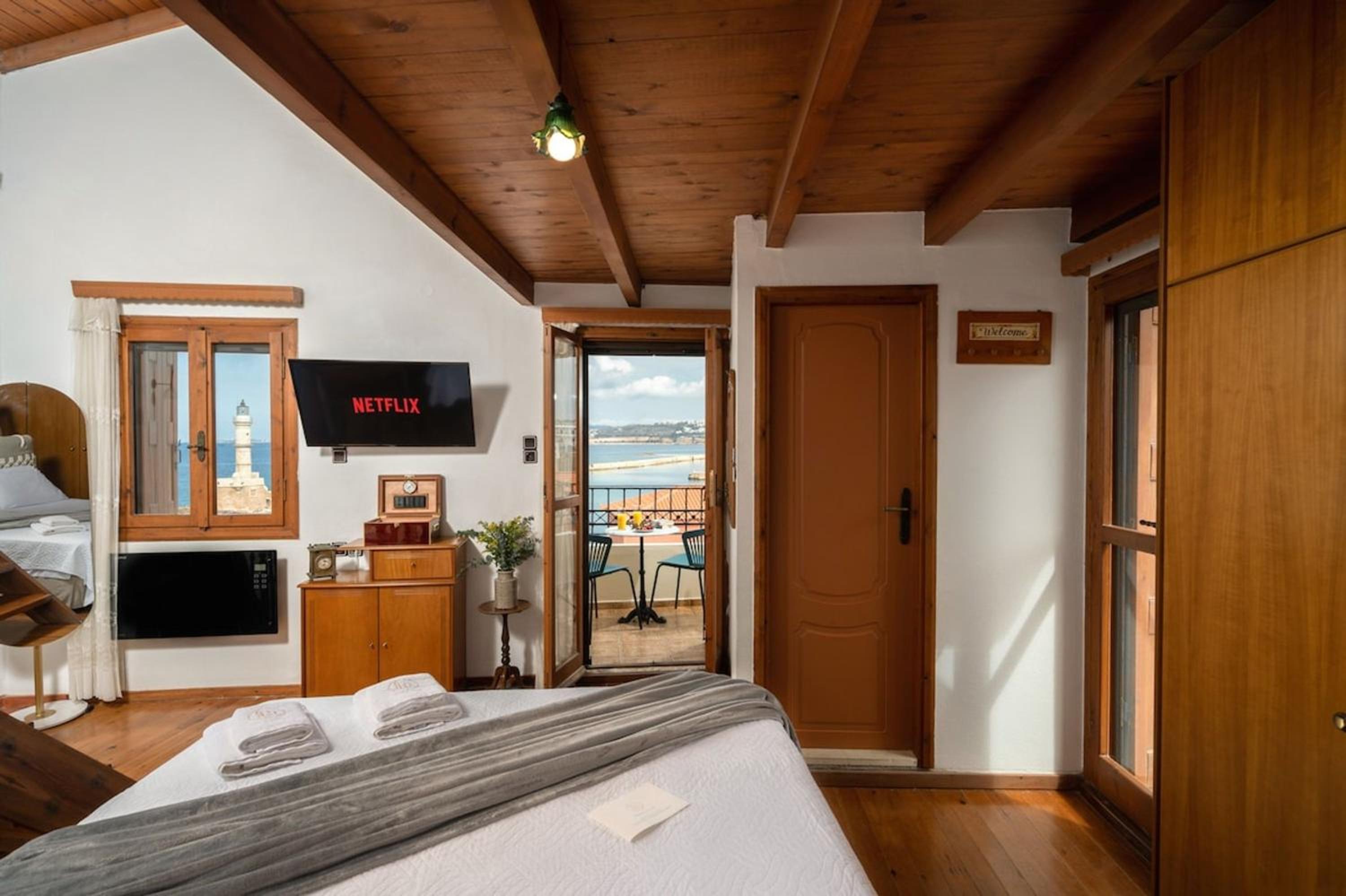 Apartment - Split Level