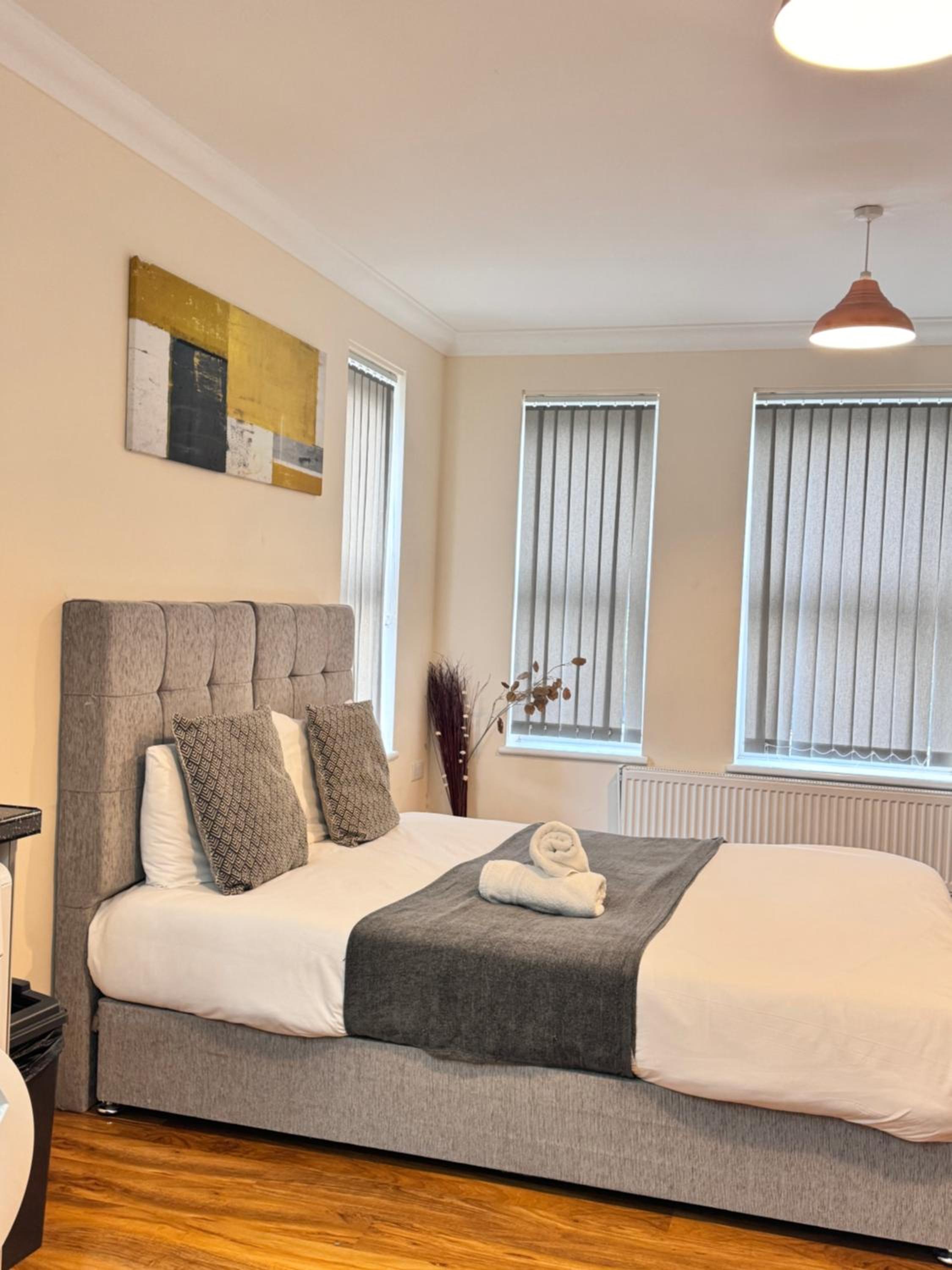Double Room with Shared Bathroom photo 3