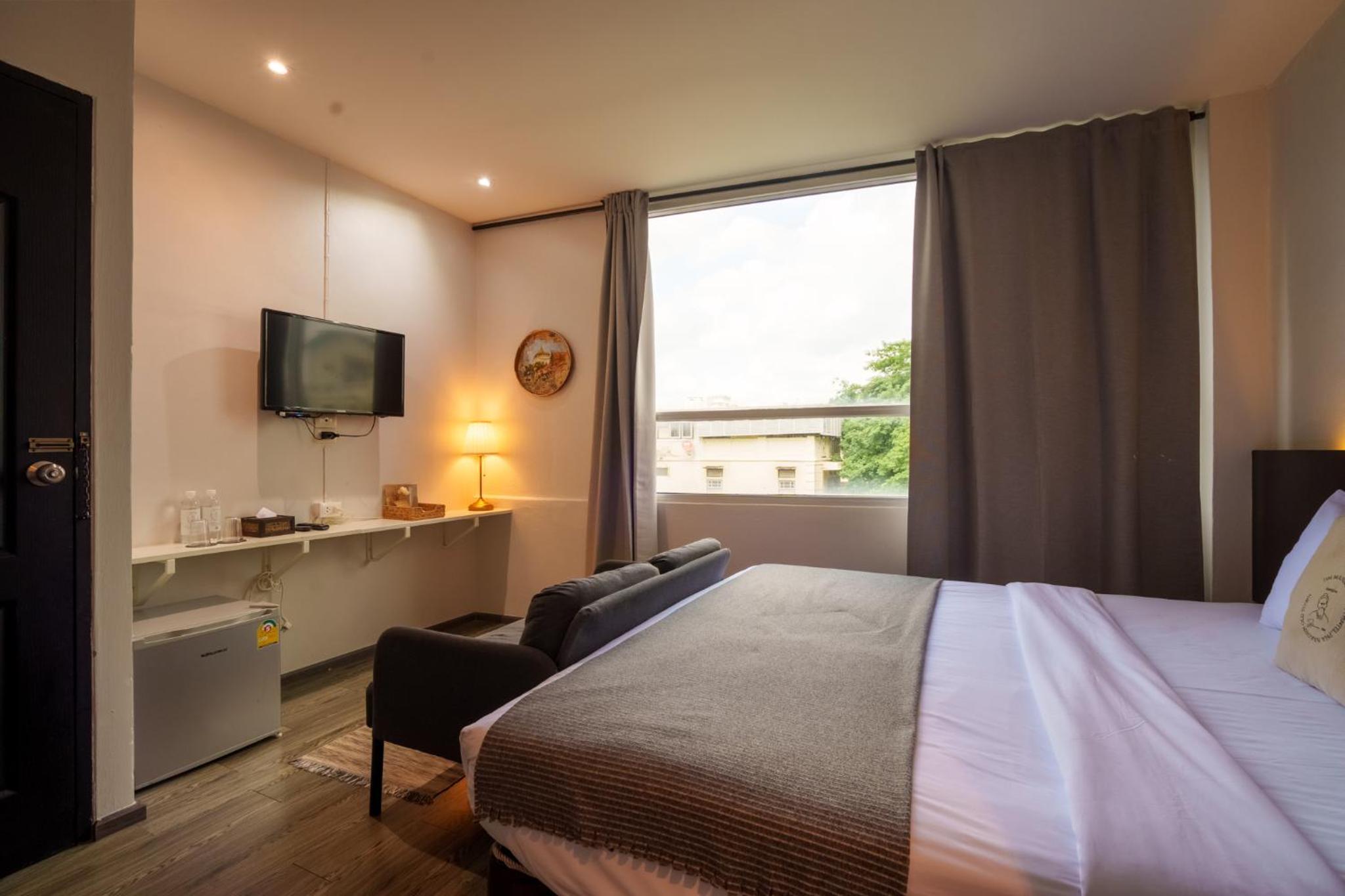 Standard Double Room Sofa with Mountain View photo 2