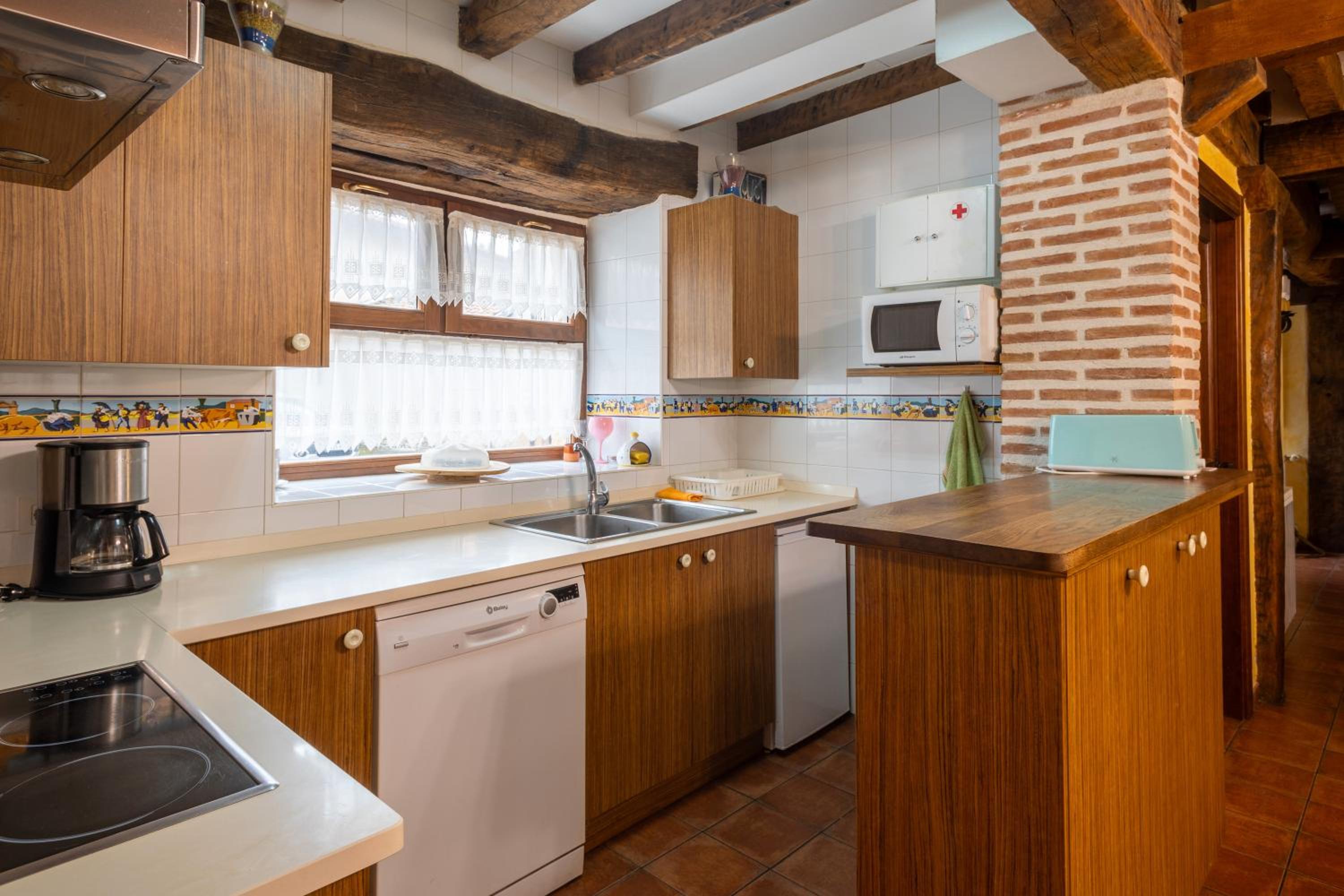 Superior Apartment with City View photo 2