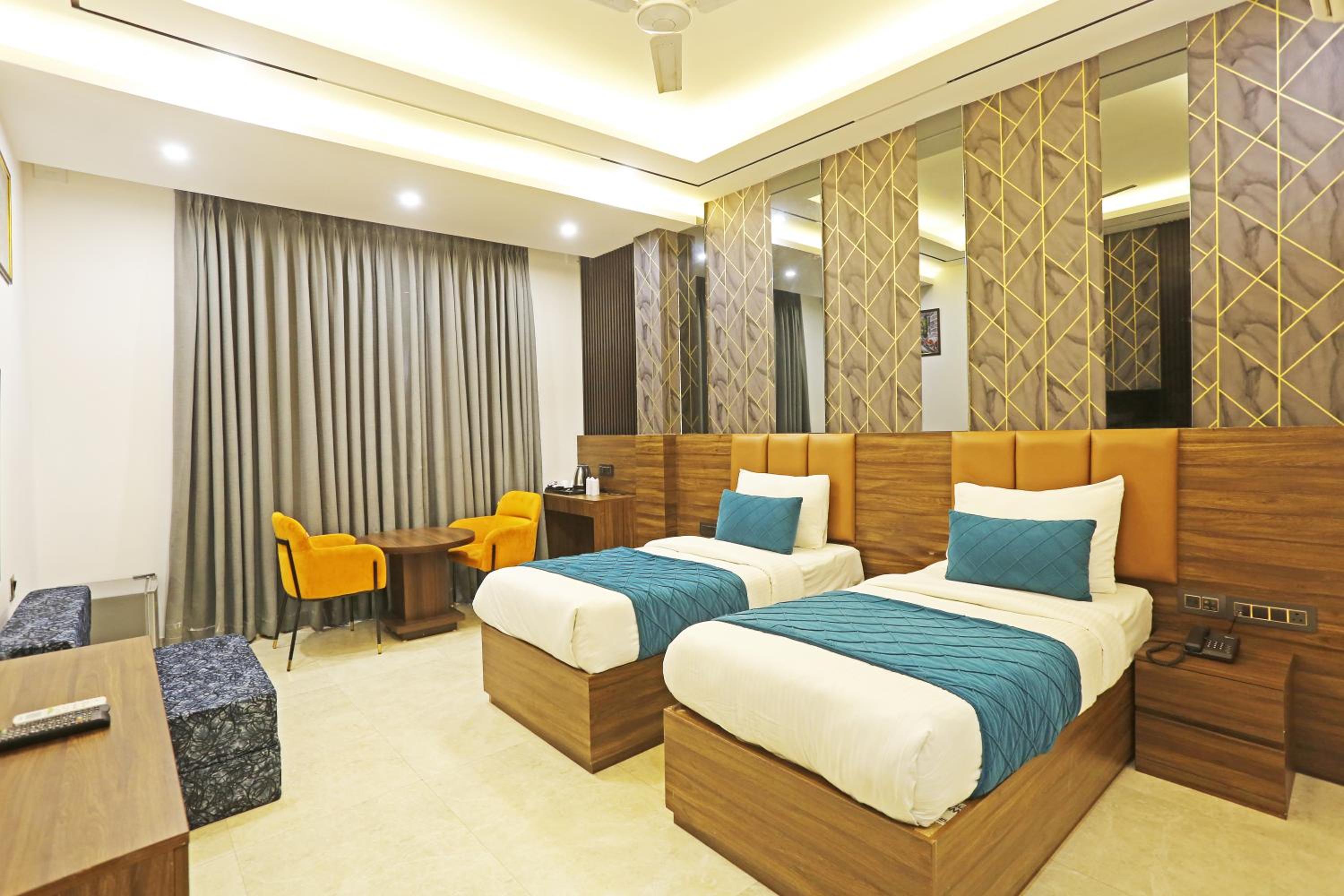 Superior Double or Twin Room photo 1