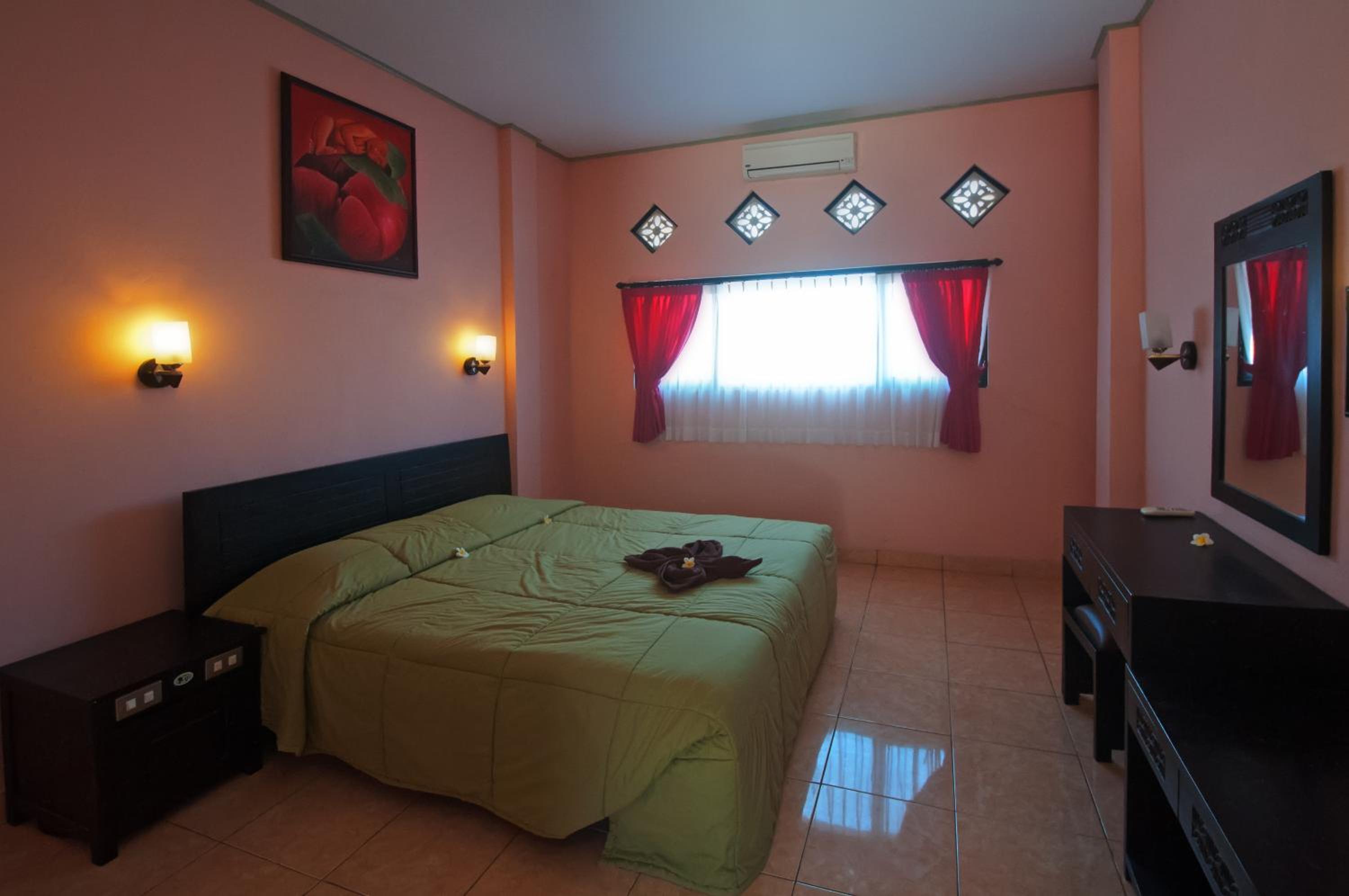 Standard Double or Twin Room (Room Only) photo 3