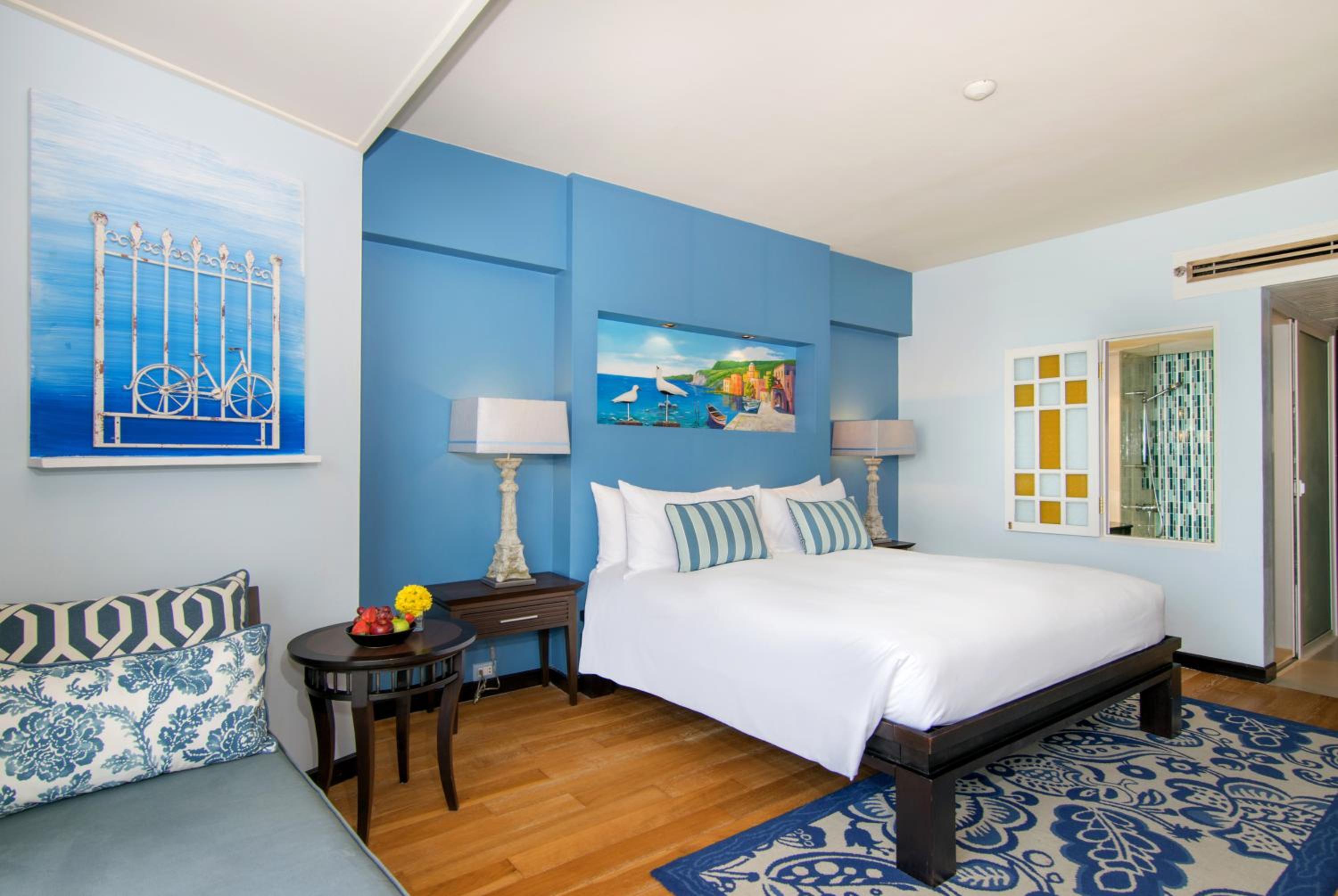 Deluxe Sea View King Bed - Photo 3