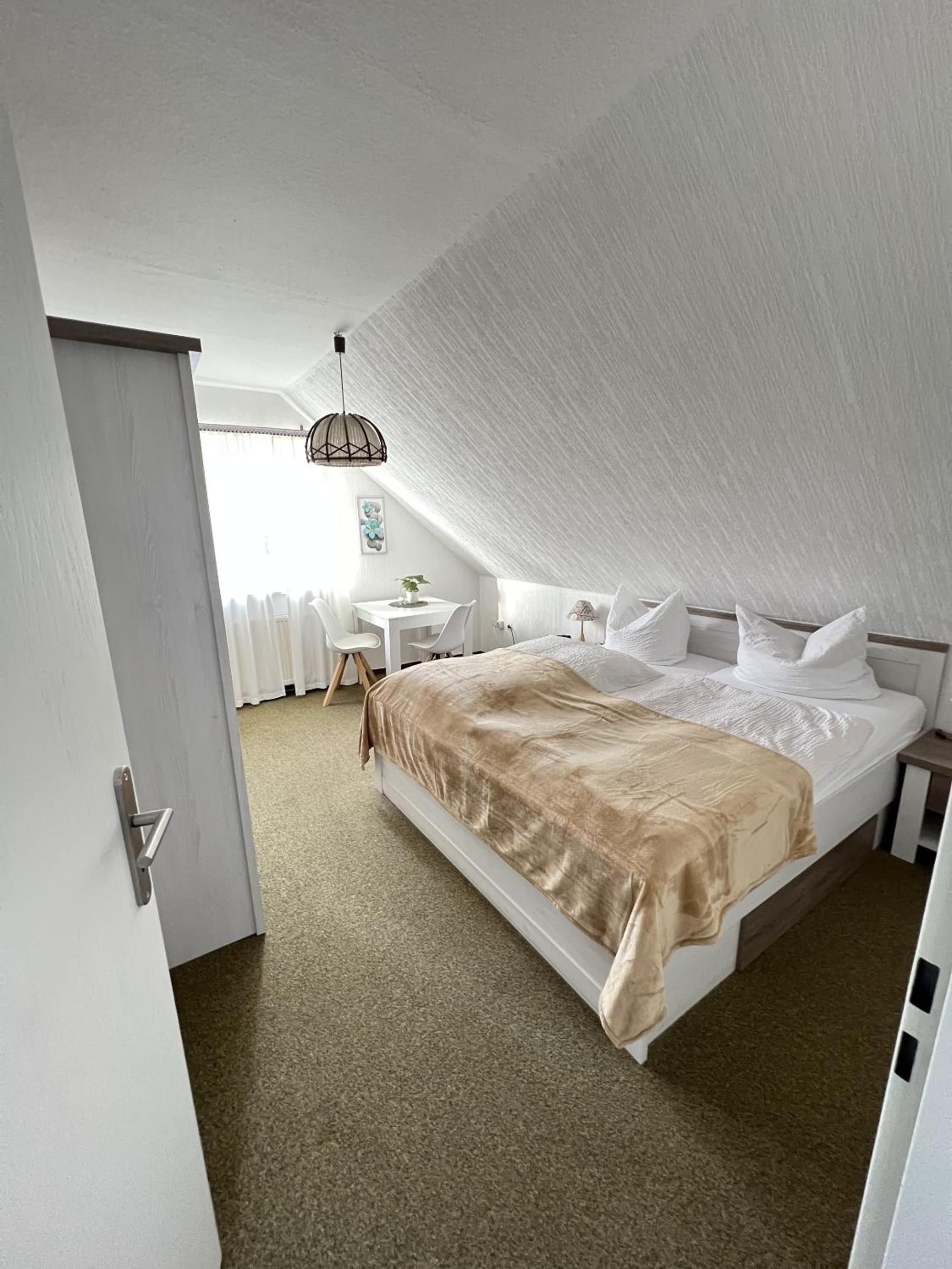 Budget Double Room photo 1
