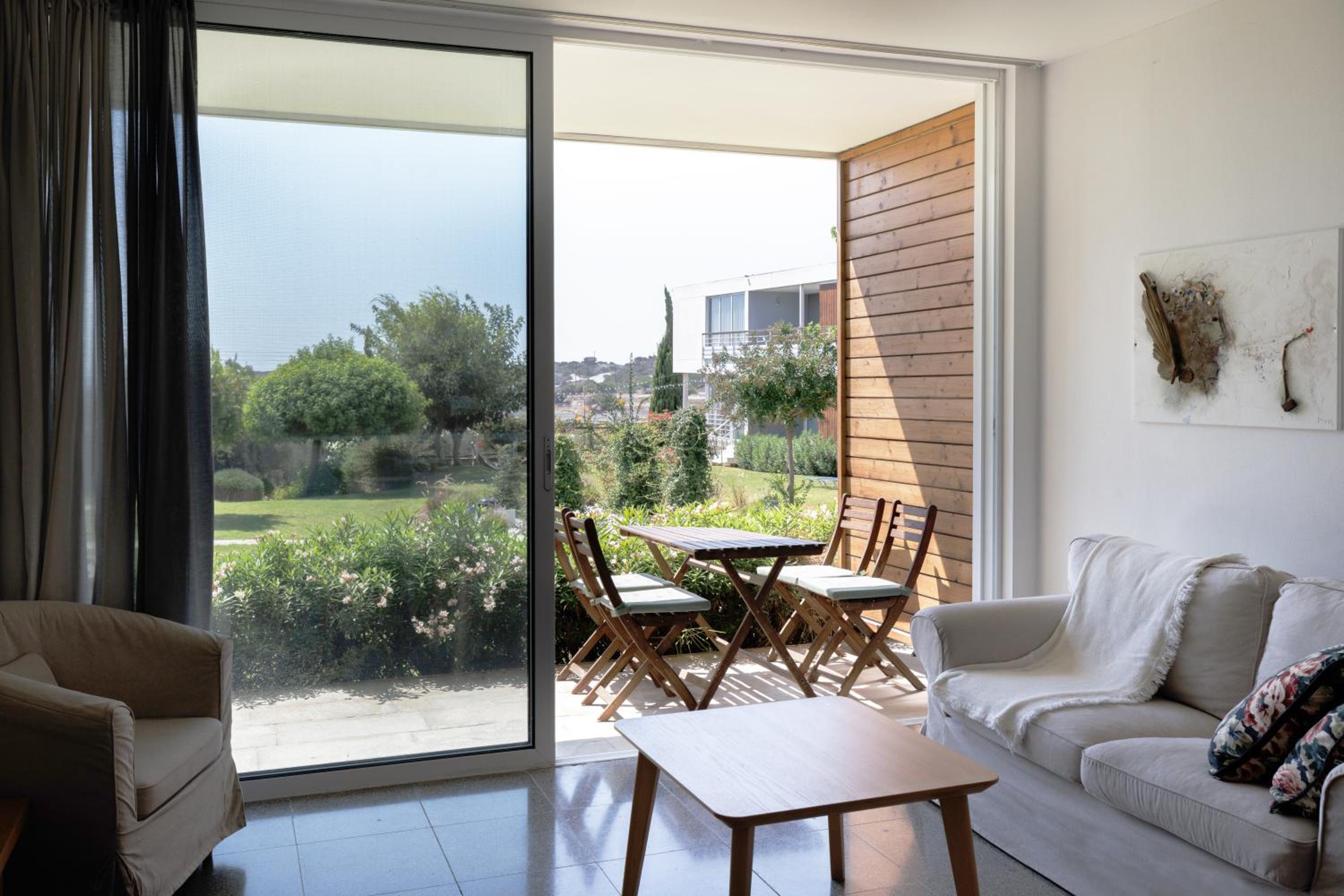 Apartment with Garden View - Photo 20