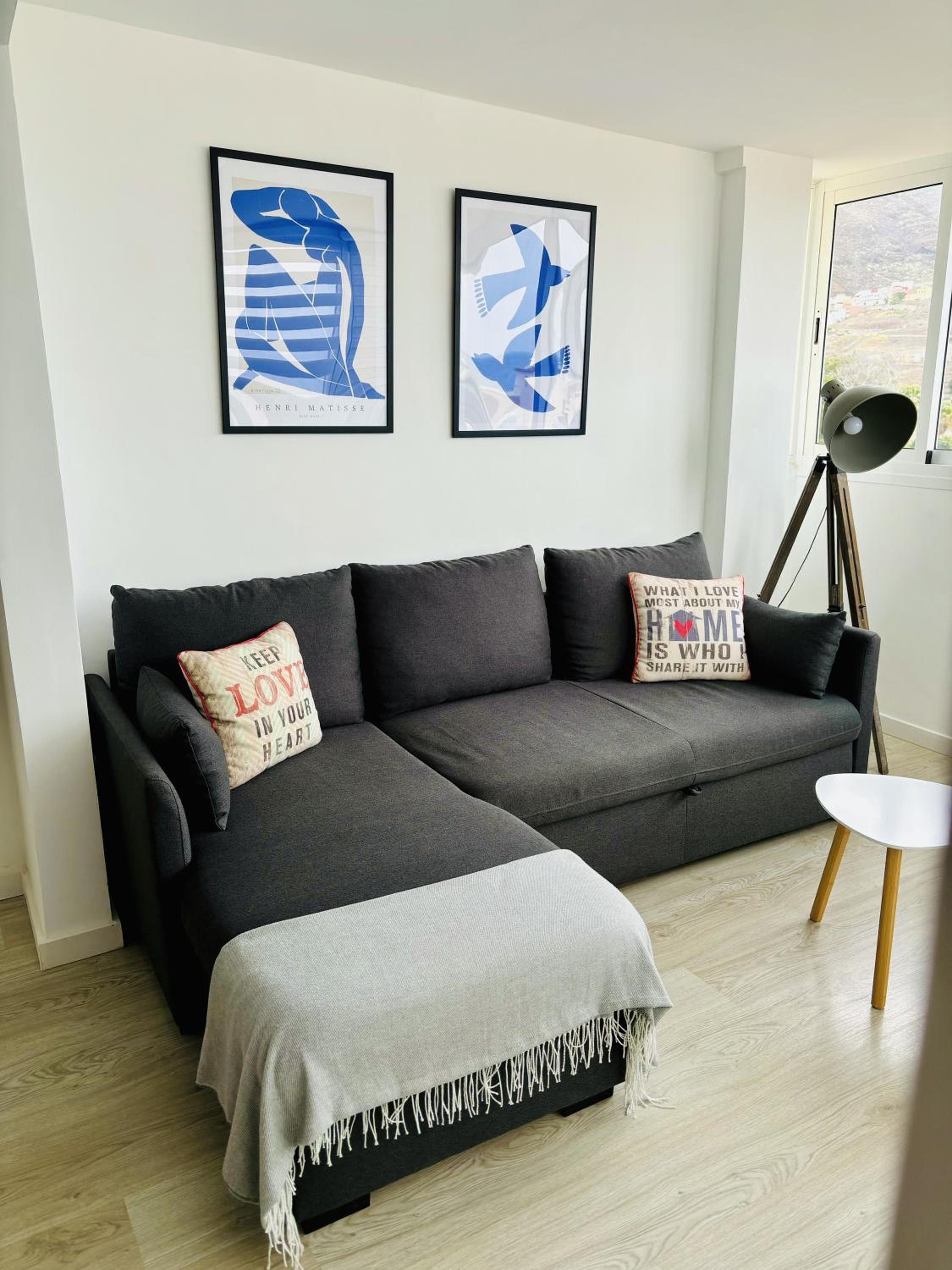 Apartamento de un dormitorio superior con balcón