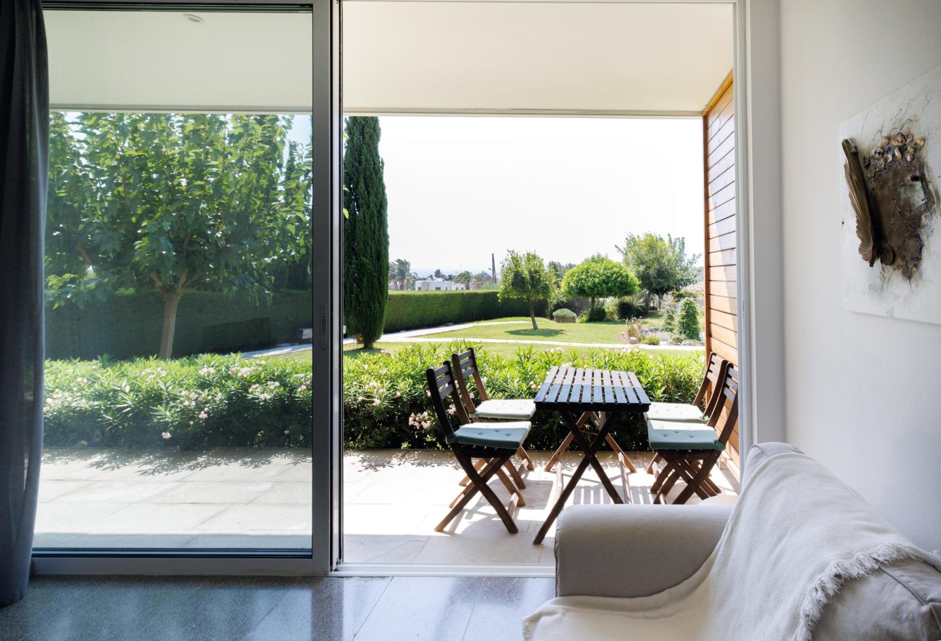 Apartment with Garden View - Photo 23