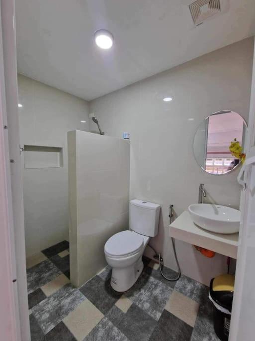 One-Bedroom House photo 3