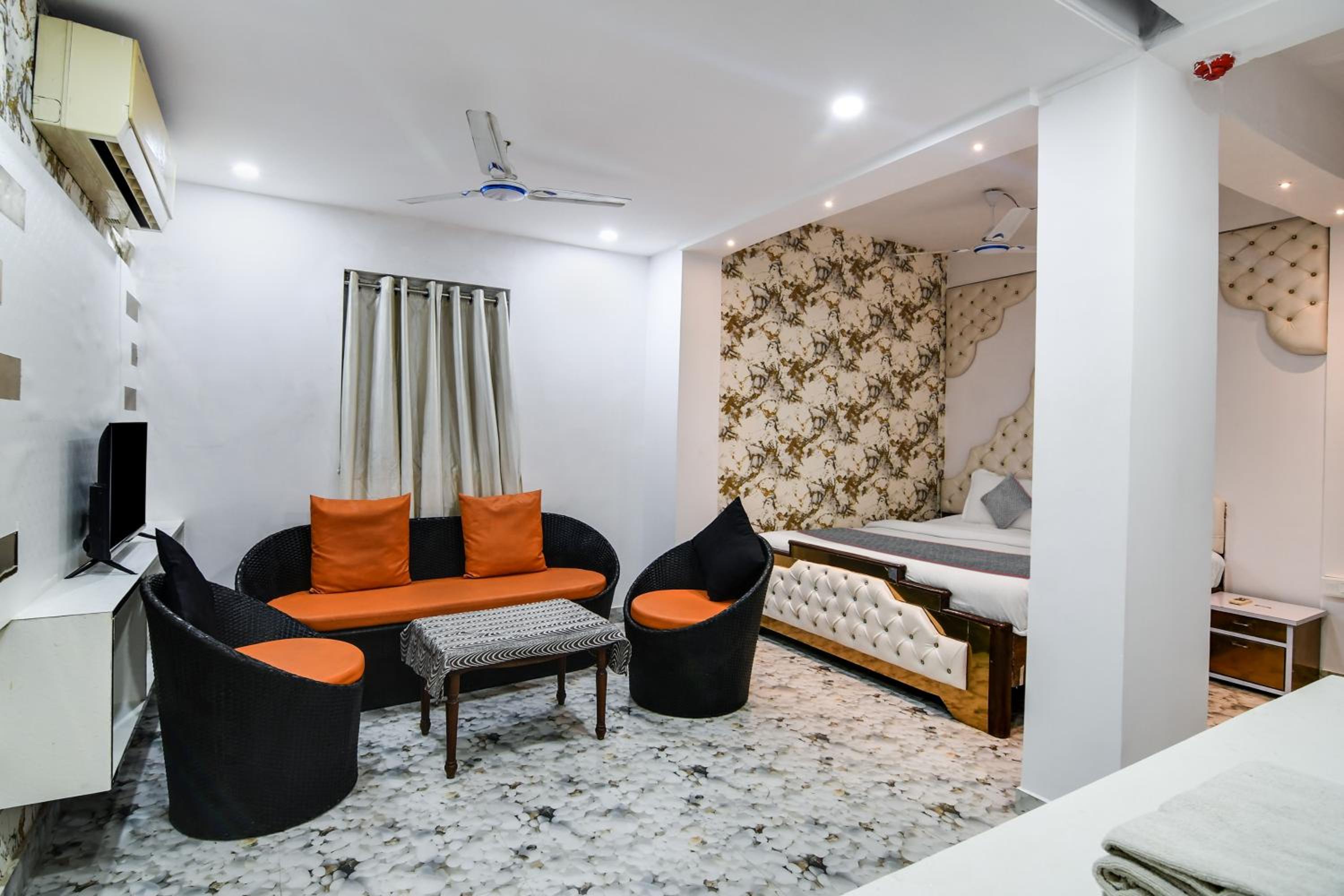 Deluxe Triple Room photo 3