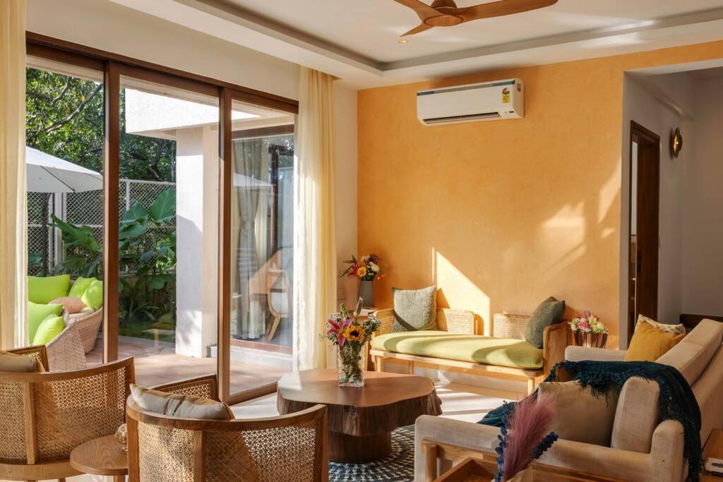 Three-Bedroom Villa photo 3