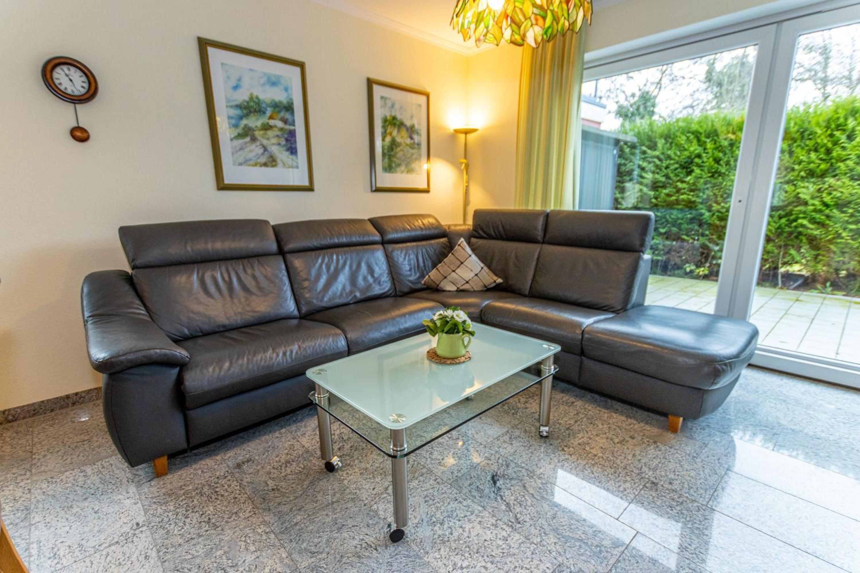 Two-Bedroom Apartment with Terrace photo 1