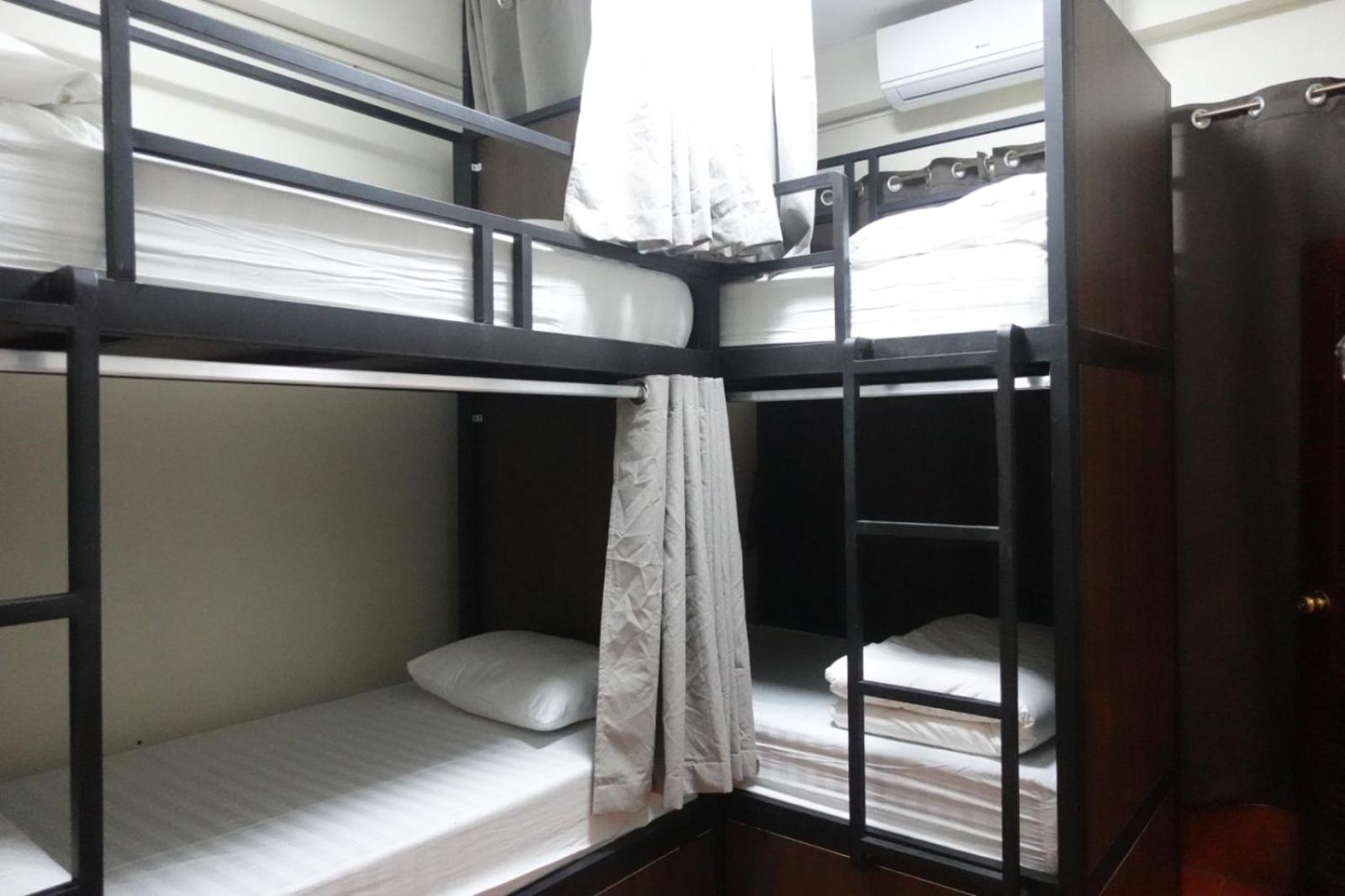 Bed in 4-Bed Dormitory Room photo 1