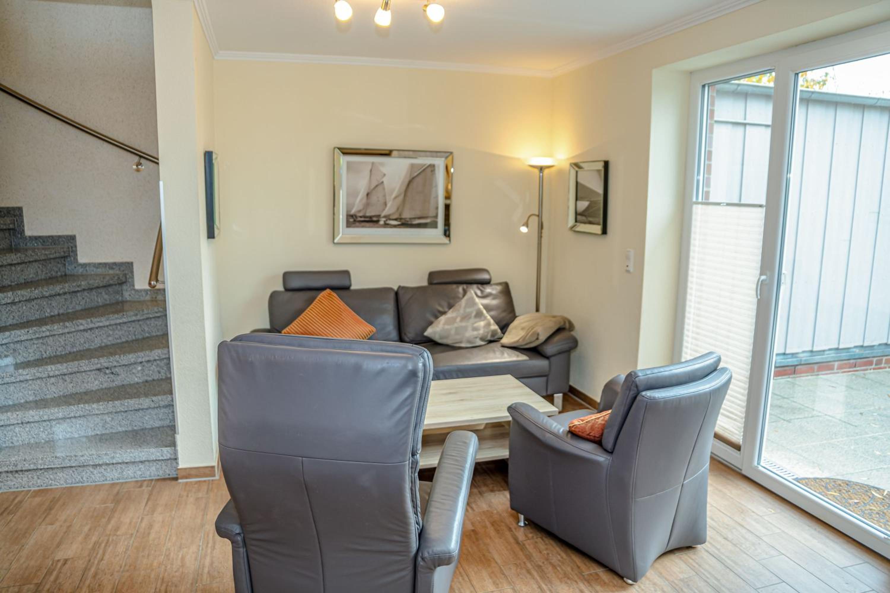 Three-Bedroom House photo 1