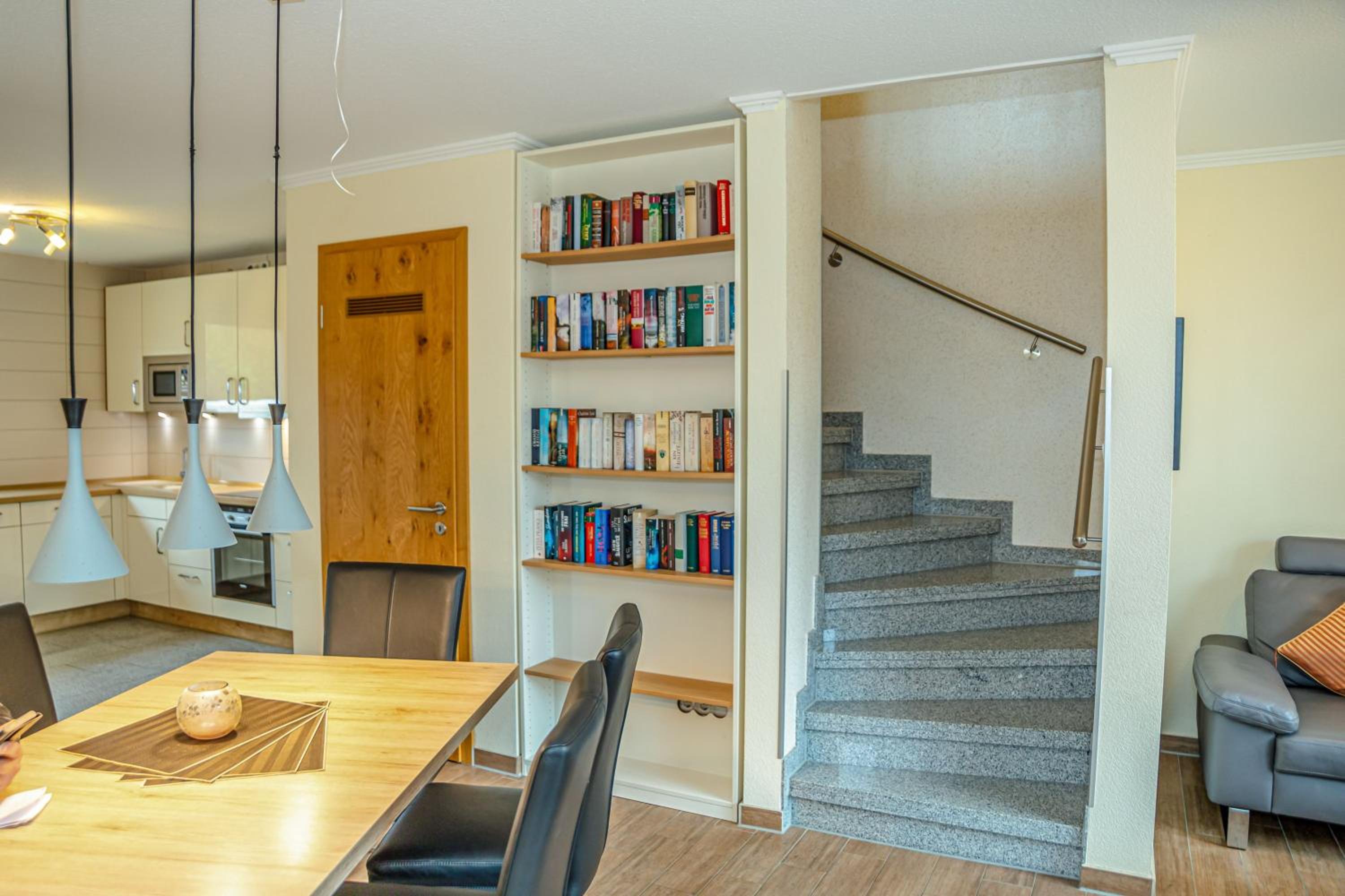 Three-Bedroom House photo 2