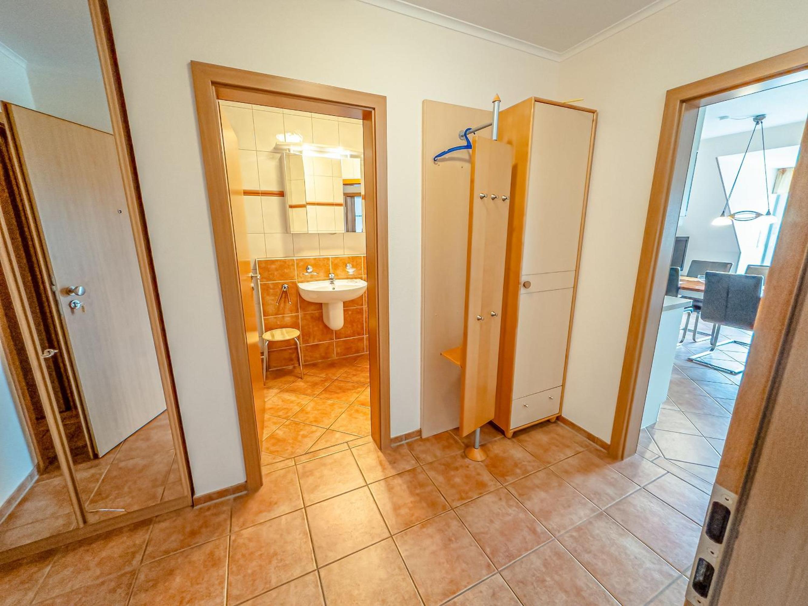 Two-Bedroom Apartment with Balcony and Terrace photo 3
