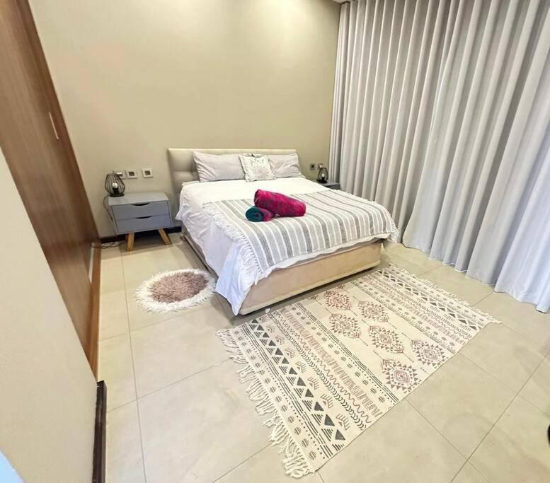 Three-Bedroom Villa photo 1