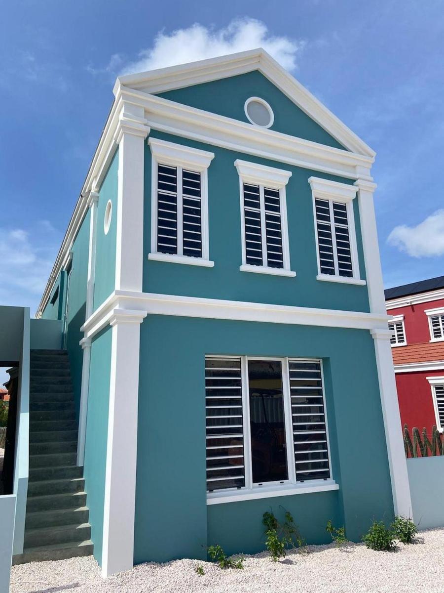 Villa photo 1
