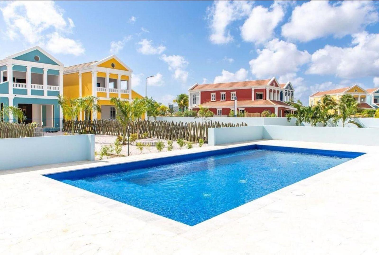 Villa photo 2