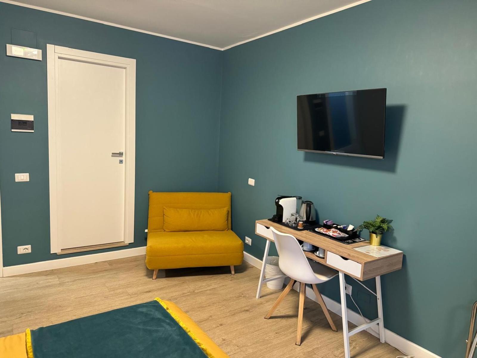 Large Double Room