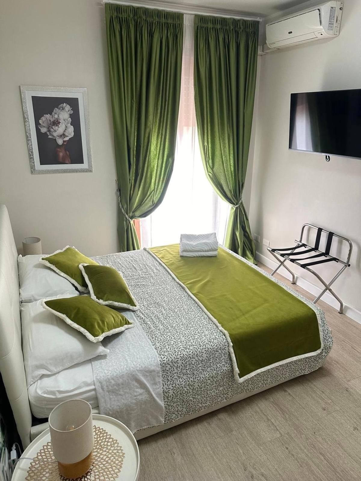Large Double Room