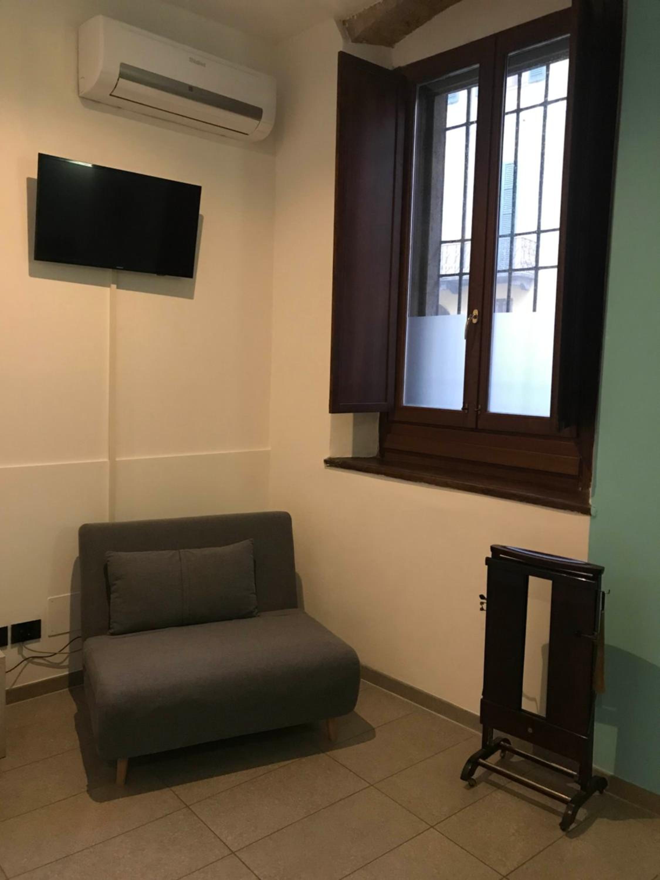 Large Double or Twin Room photo 2
