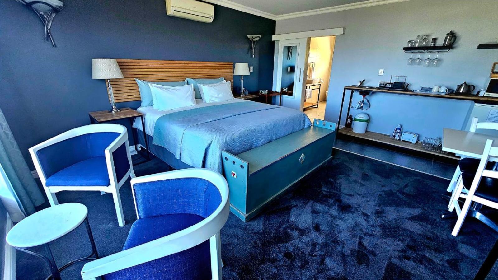 Deluxe Room with Sea View photo 1