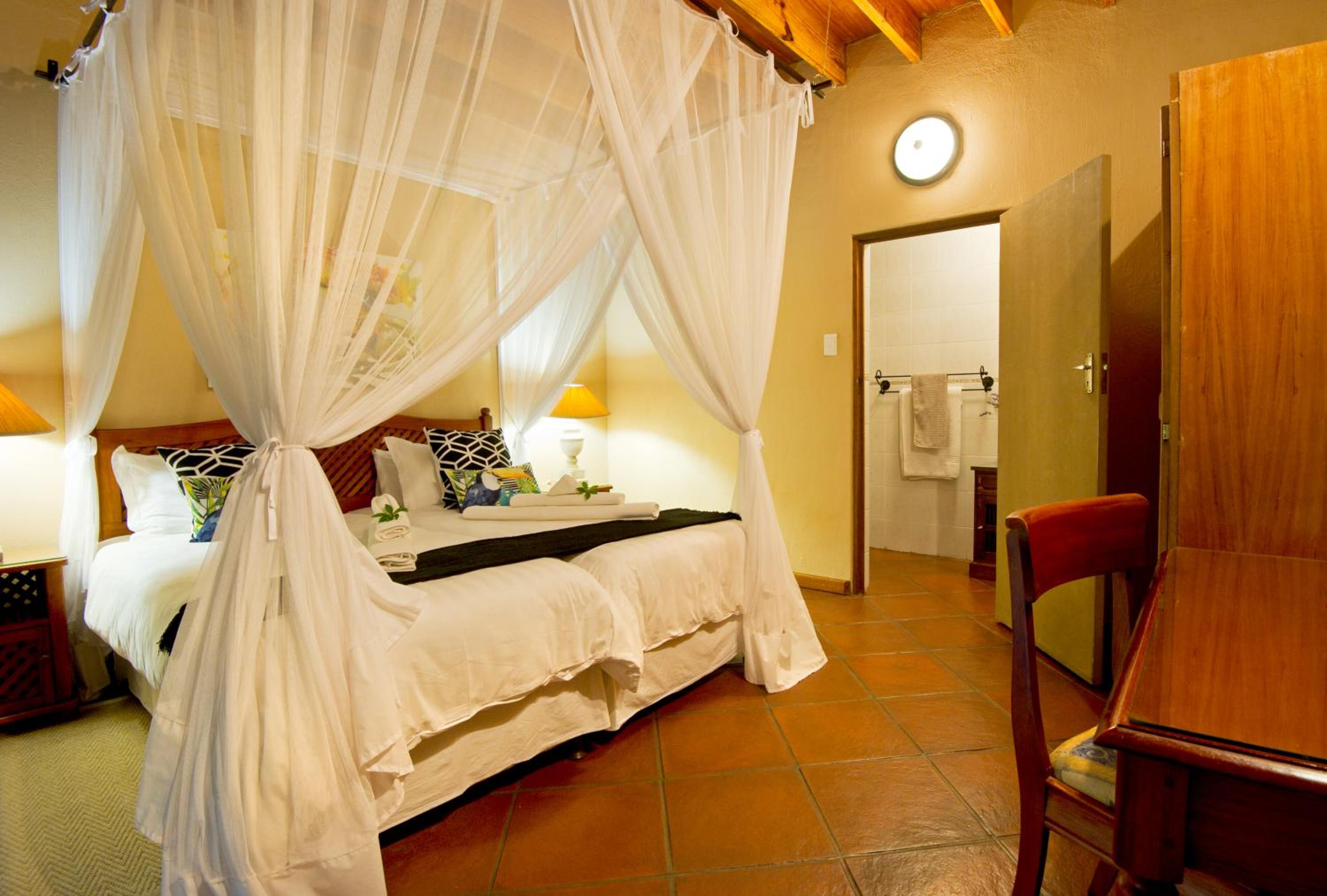 Twin Room - Photo 2