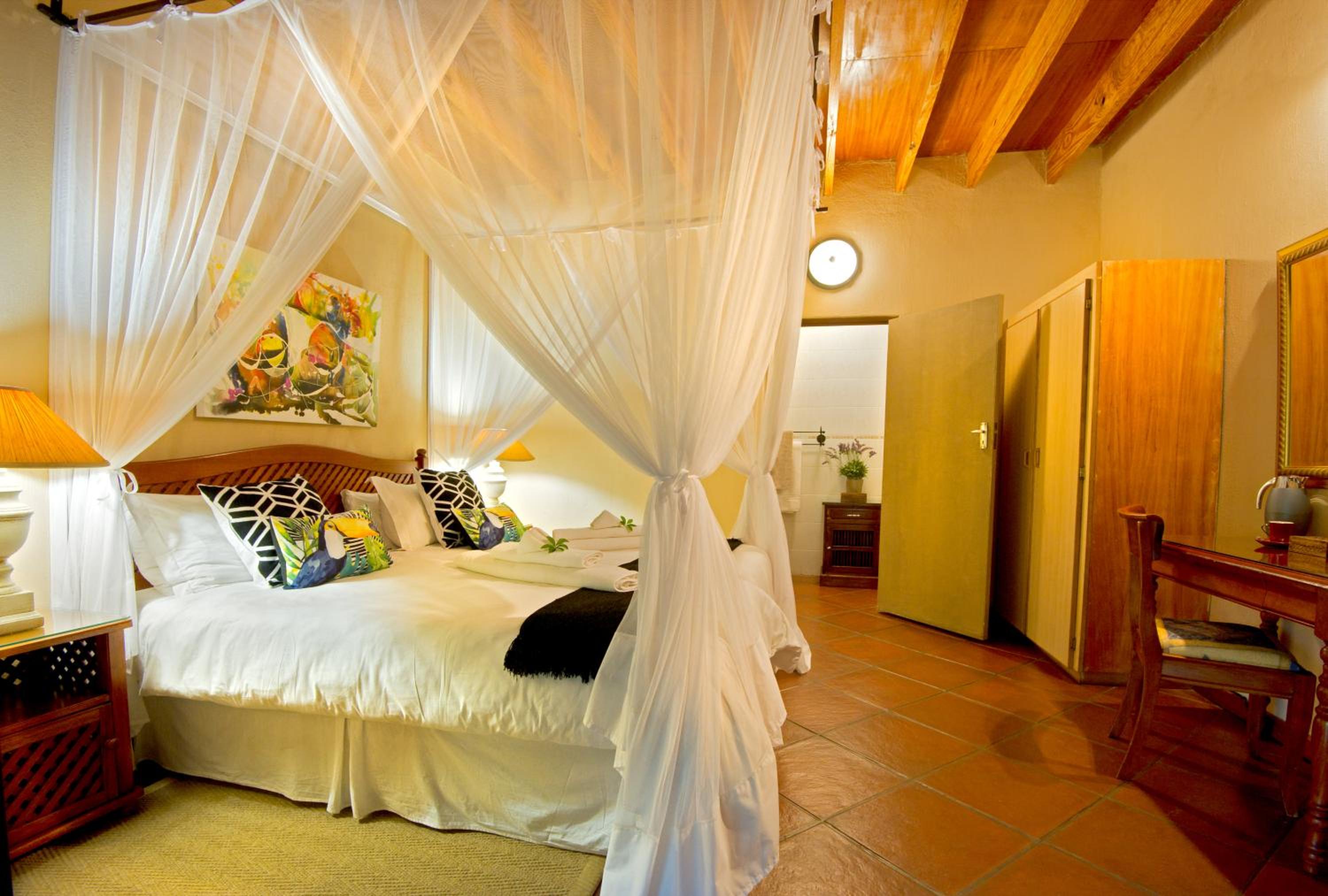 Twin Room - Photo 8
