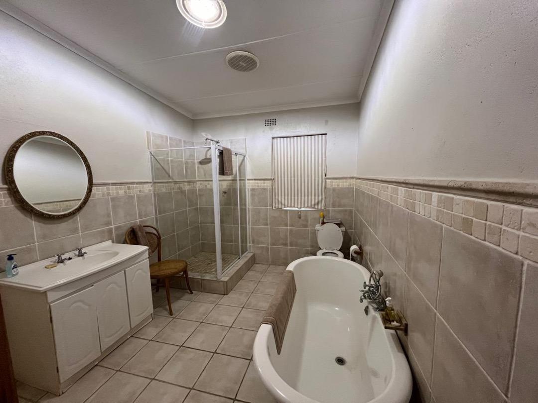 Superior King Room photo 3
