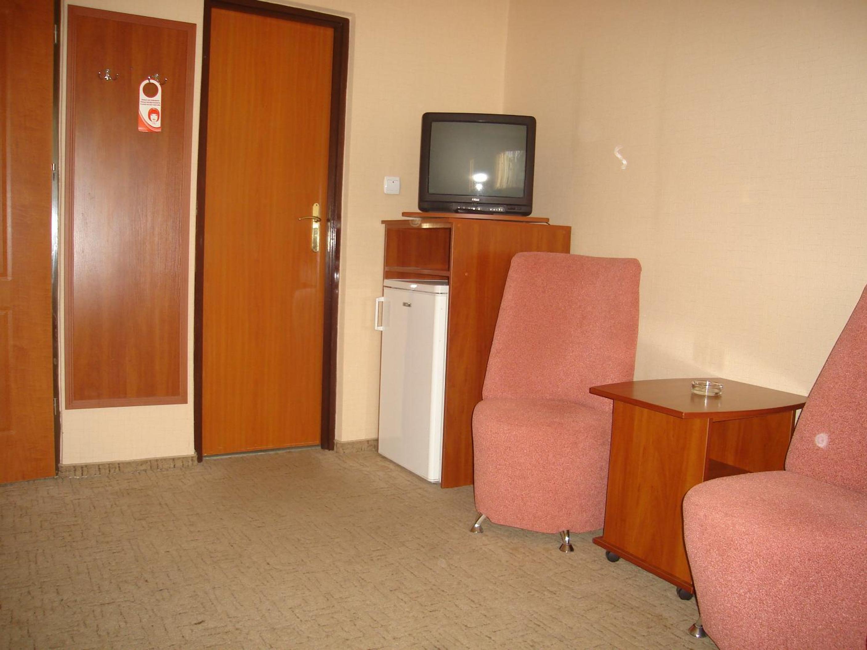 Standard Twin Room photo 3